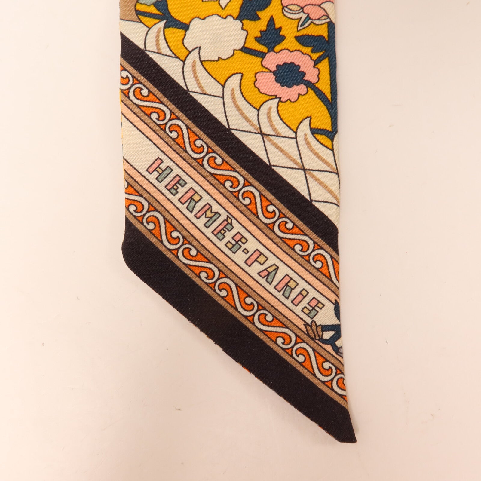 HERMES 絲質Twilly絲巾