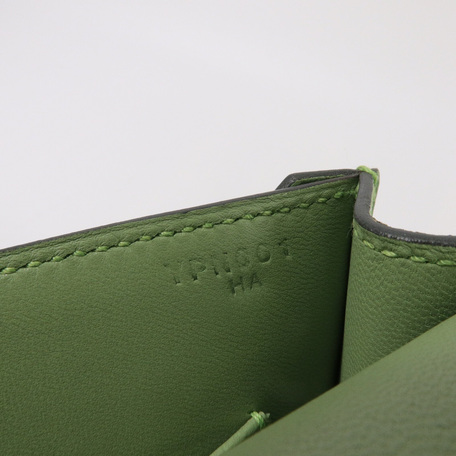 HERMES Chevre皮革Verrou Mini鏈帶肩背袋Vert Criquet