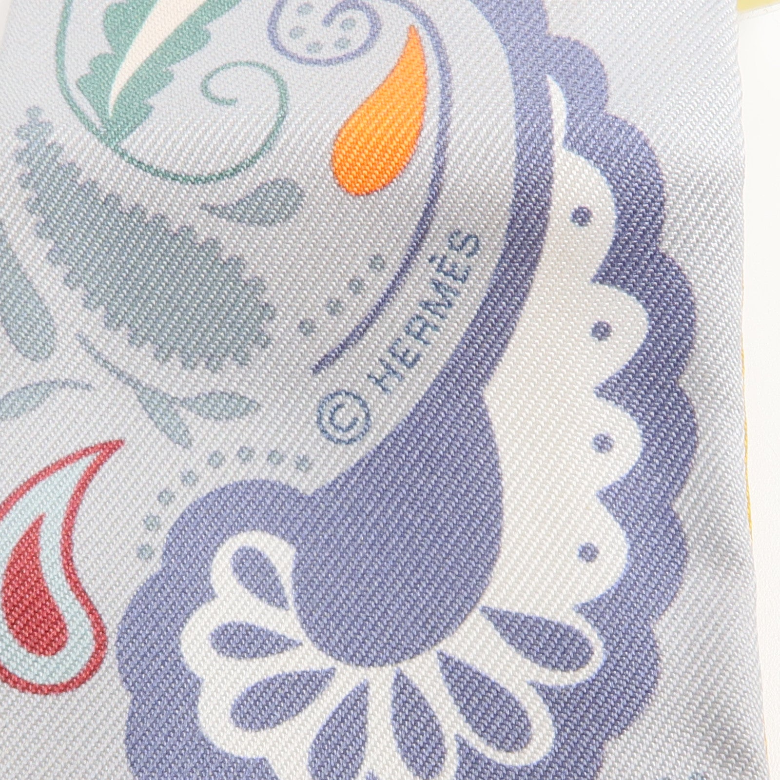 HERMES 絲質Twilly絲巾
