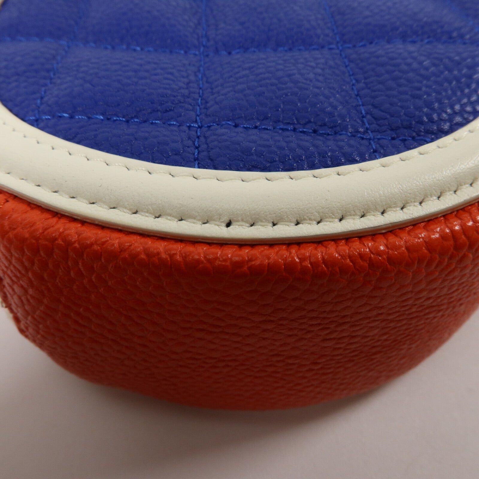 CHANEL 牛皮皮革CC Filigree Round Bag