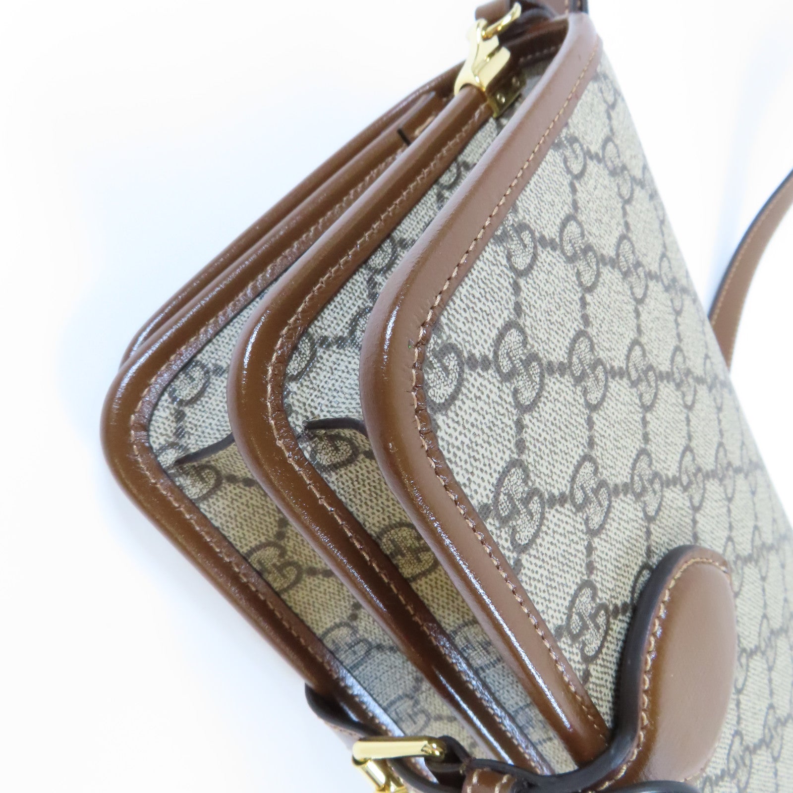 GUCCI 塗層帆布GG Retro金扣肩背袋啡色