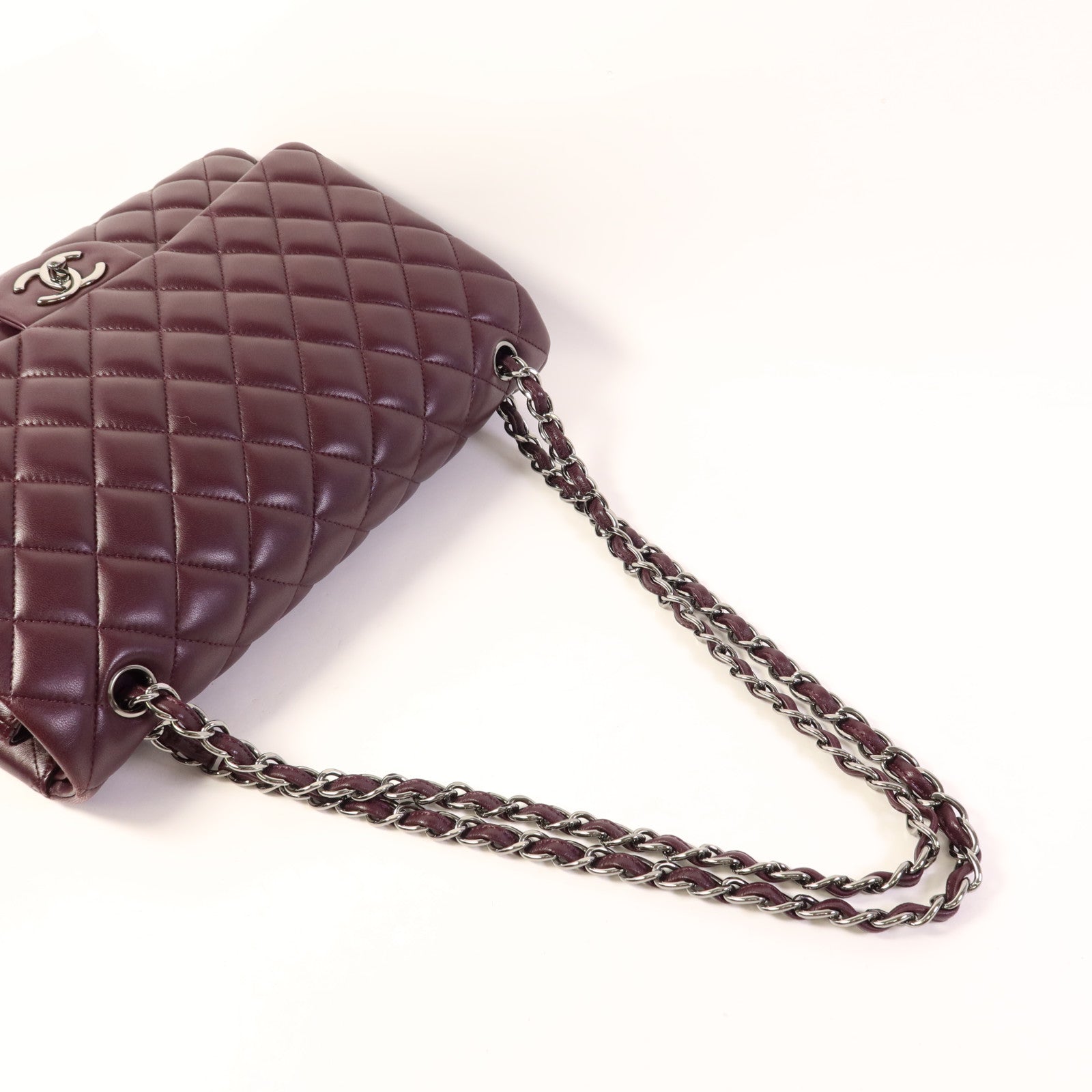 CHANEL 羊皮皮革Maxi Classic銀扣鏈帶肩背袋