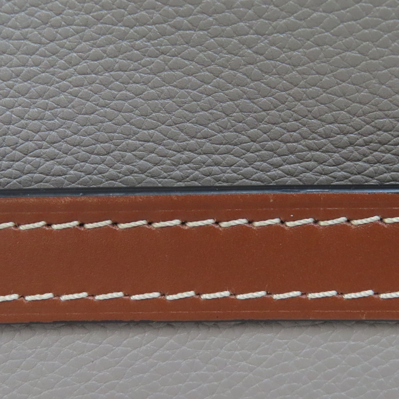 LOEWE 牛皮皮革Gate Small金扣肩背袋灰色