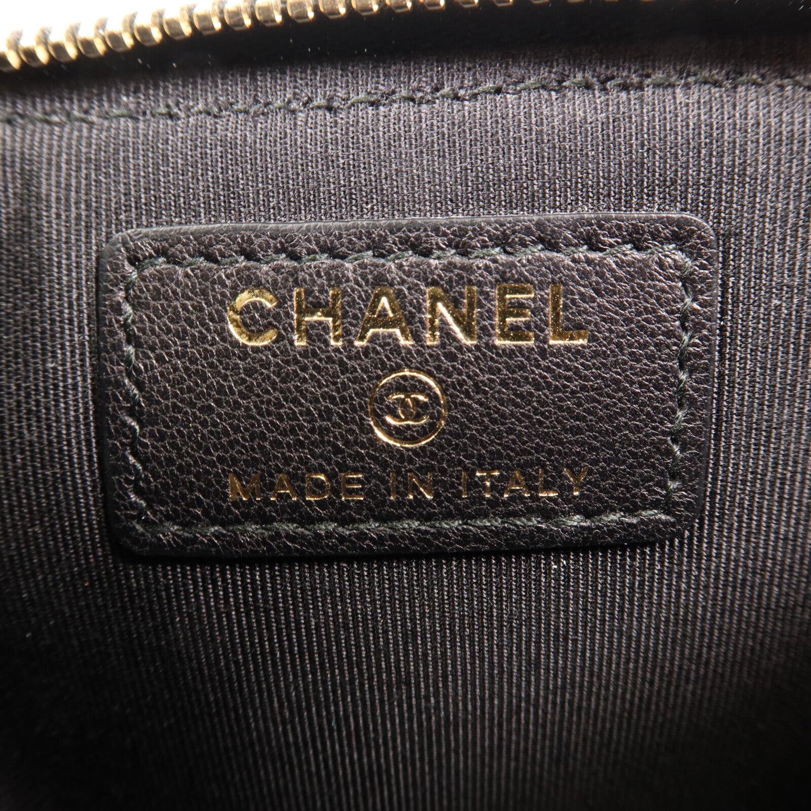 CHANEL 牛皮皮革Card Holder金扣卡片套