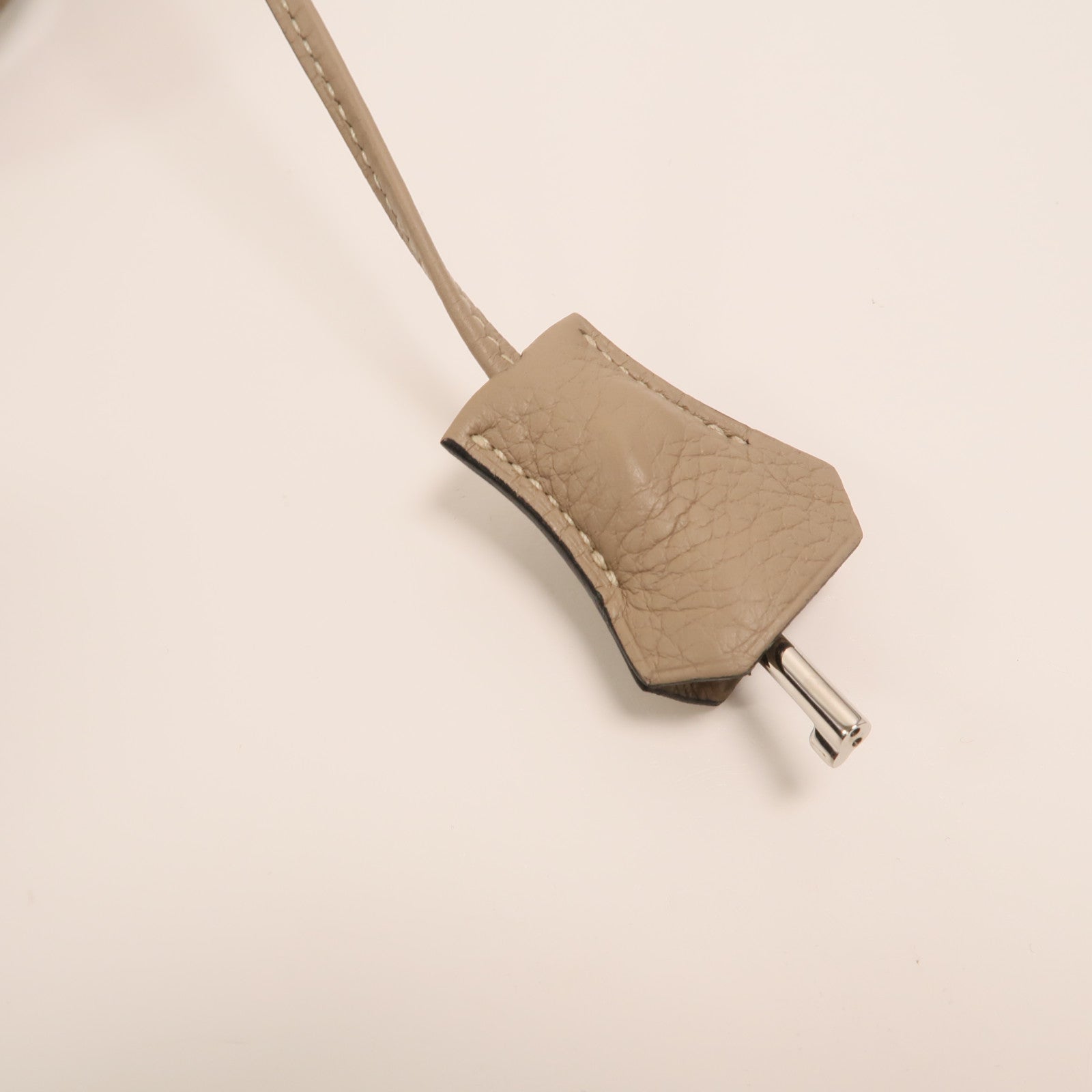 HERMES Togo皮革Sac a Depeches 銀扣手挽袋Gris Tourterelle