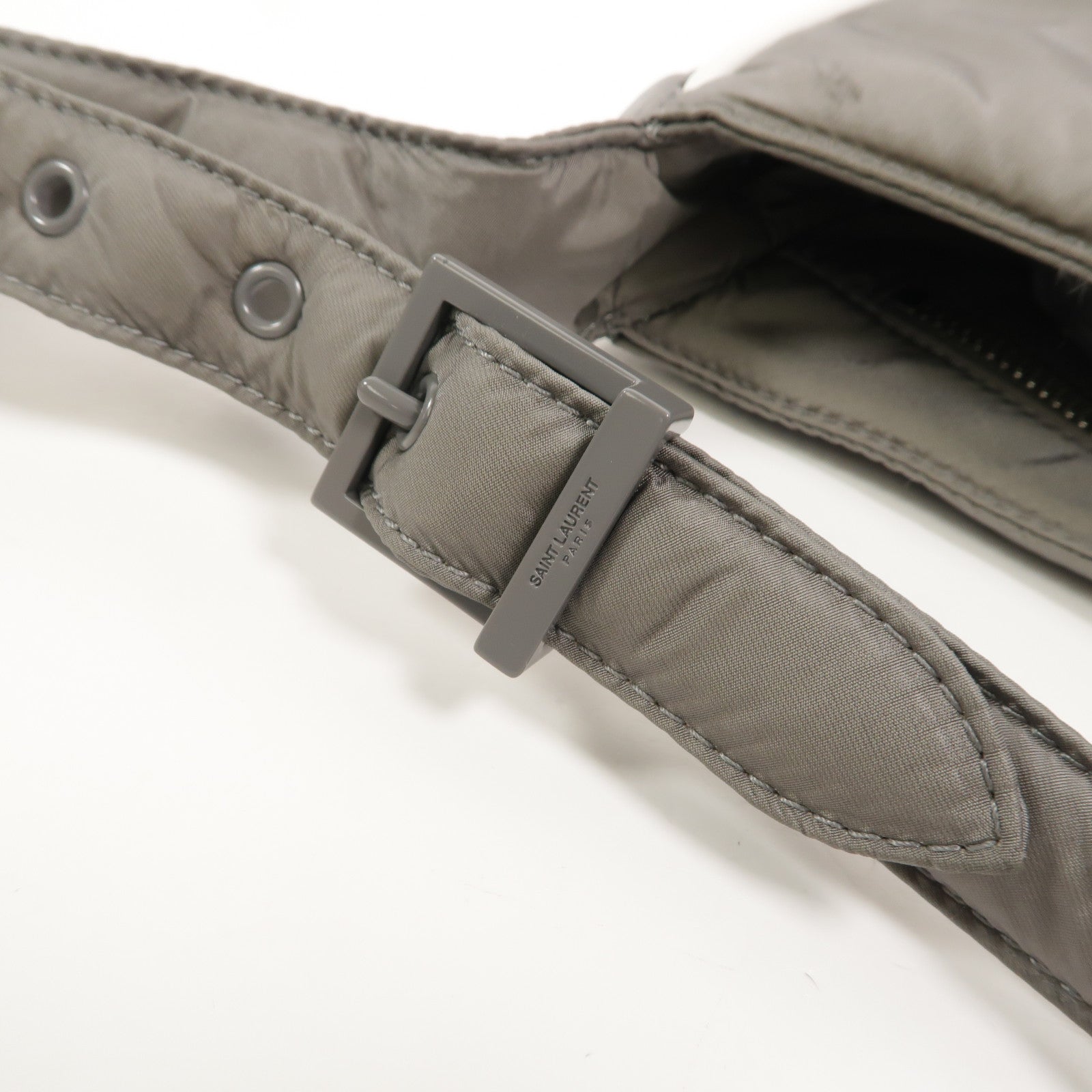 SAINT LAURENT 尼龍LE 5 A 7肩背袋