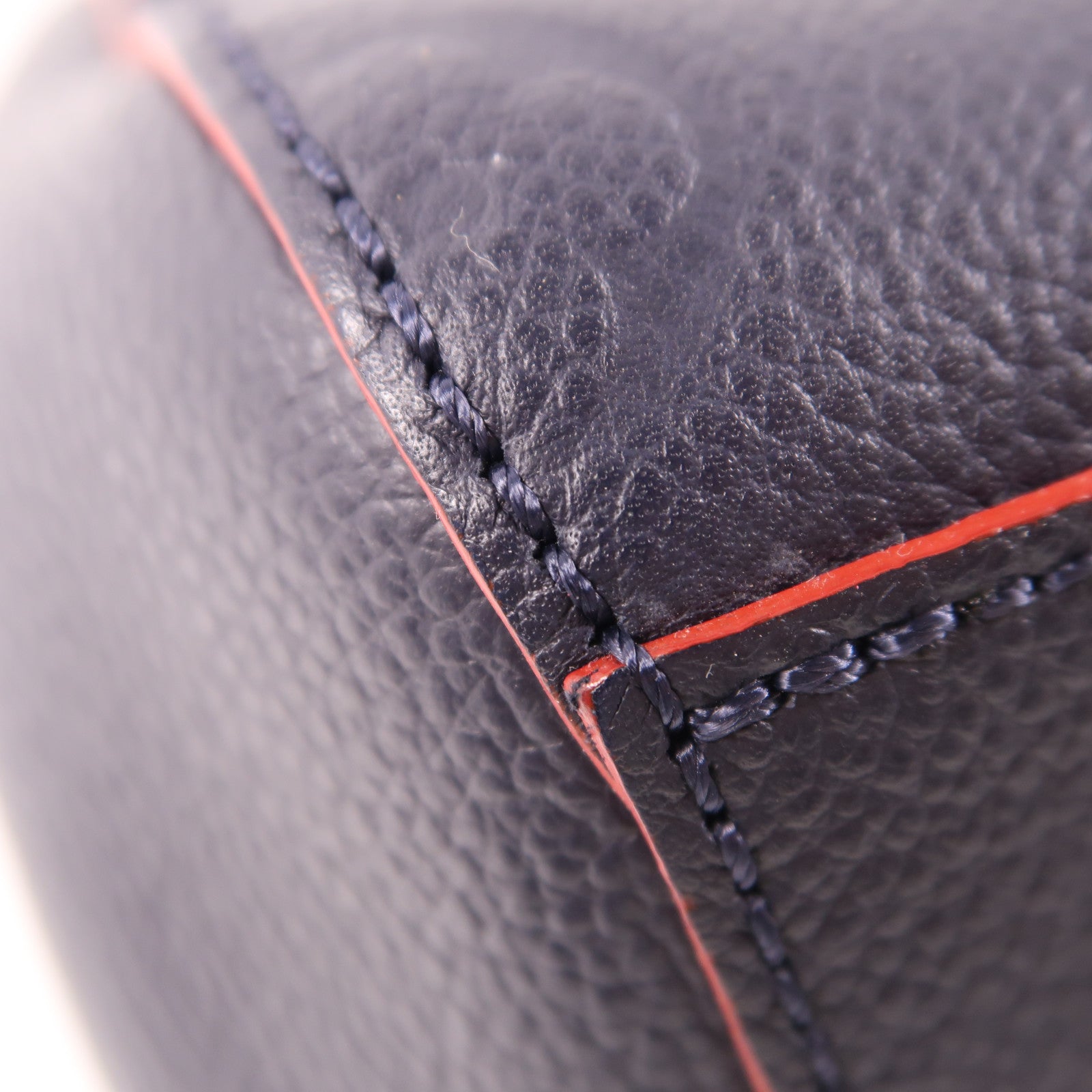 LOUIS VUITTON Monogram Empreinte Montaigne BB金扣手挽肩背兩用袋深藍色