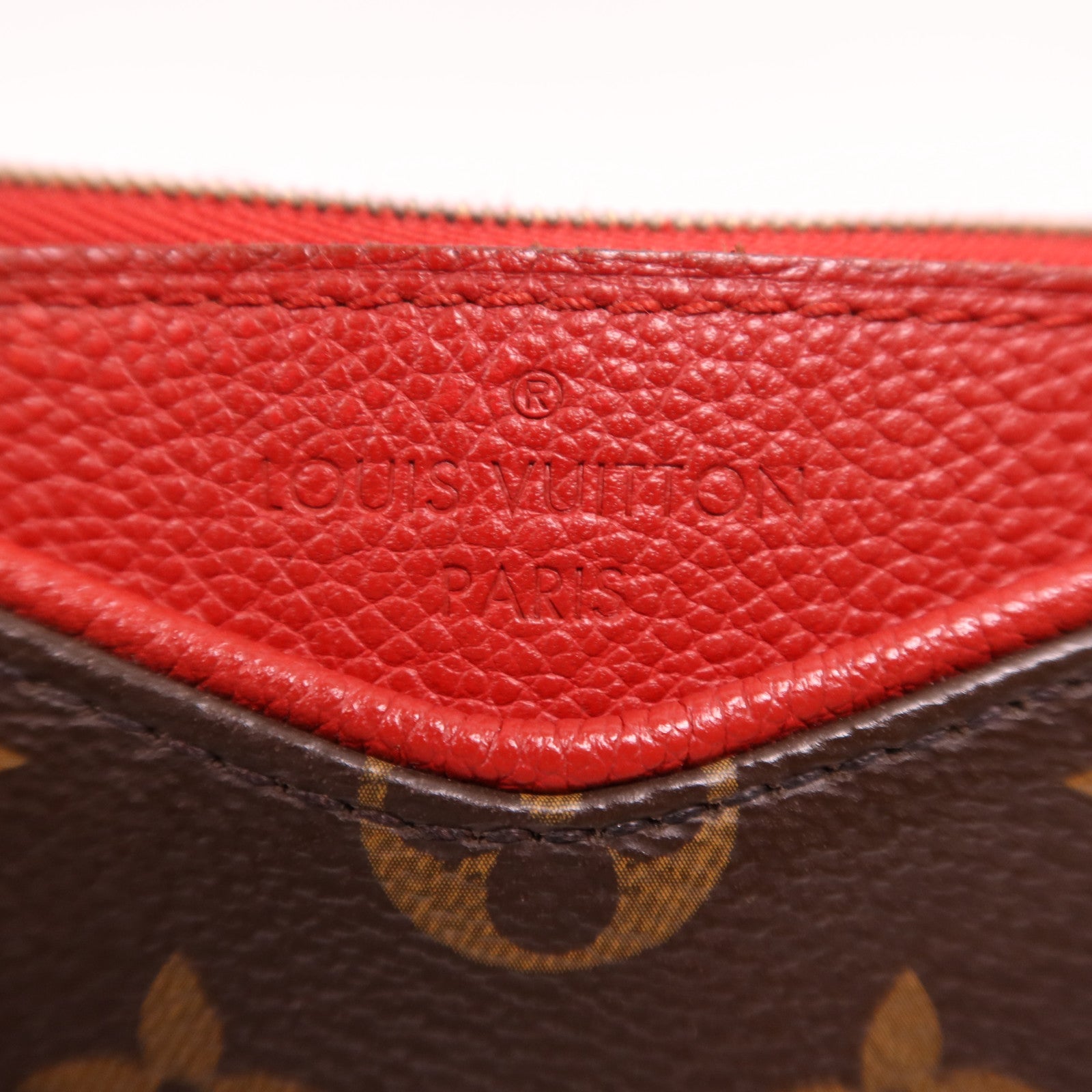 LOUIS VUITTON Monogram Pallas Clutch金扣鏈帶手挽肩背兩用袋