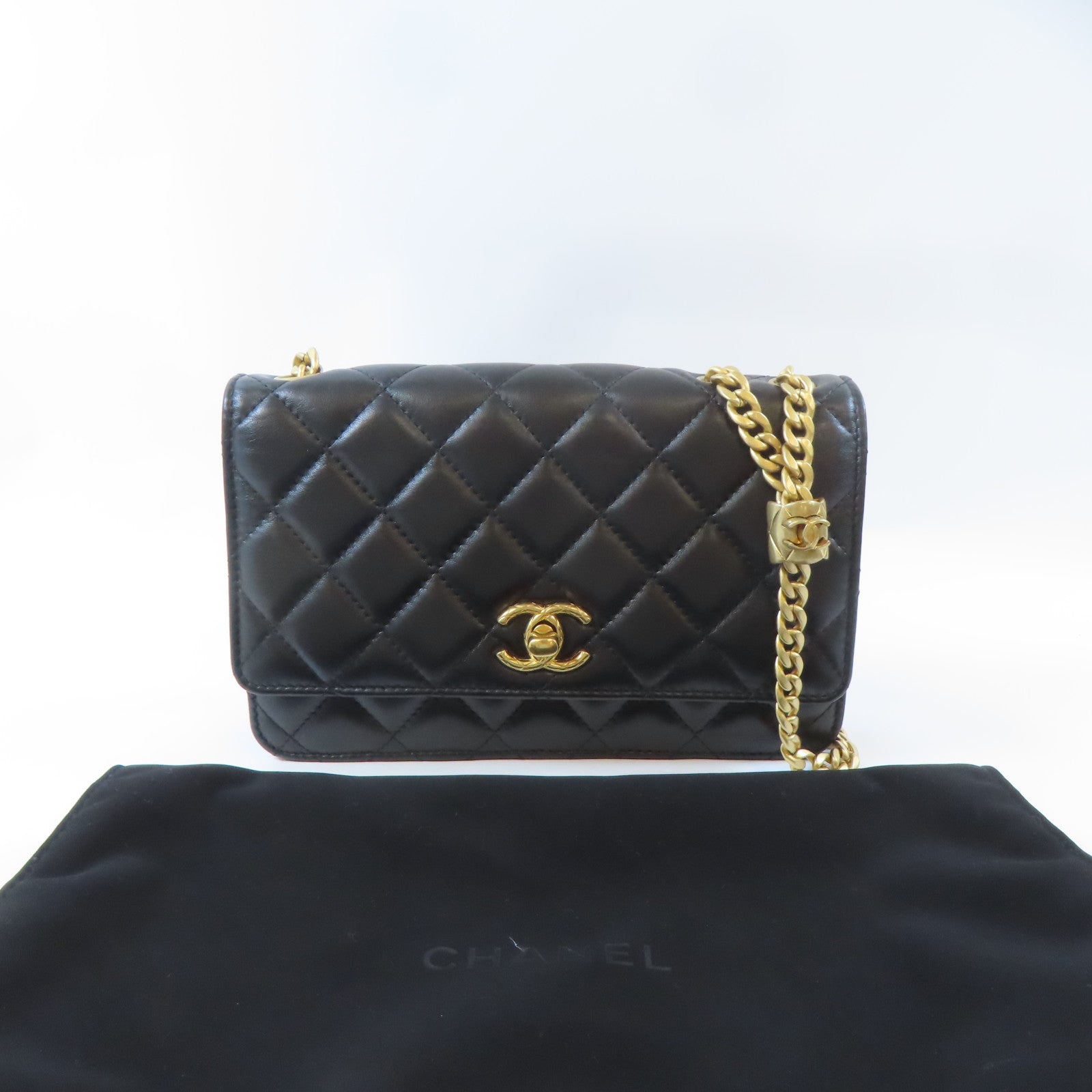 CHANEL 菱格羊皮皮革WOC Wallet On Chain金扣鏈帶肩背袋黑色