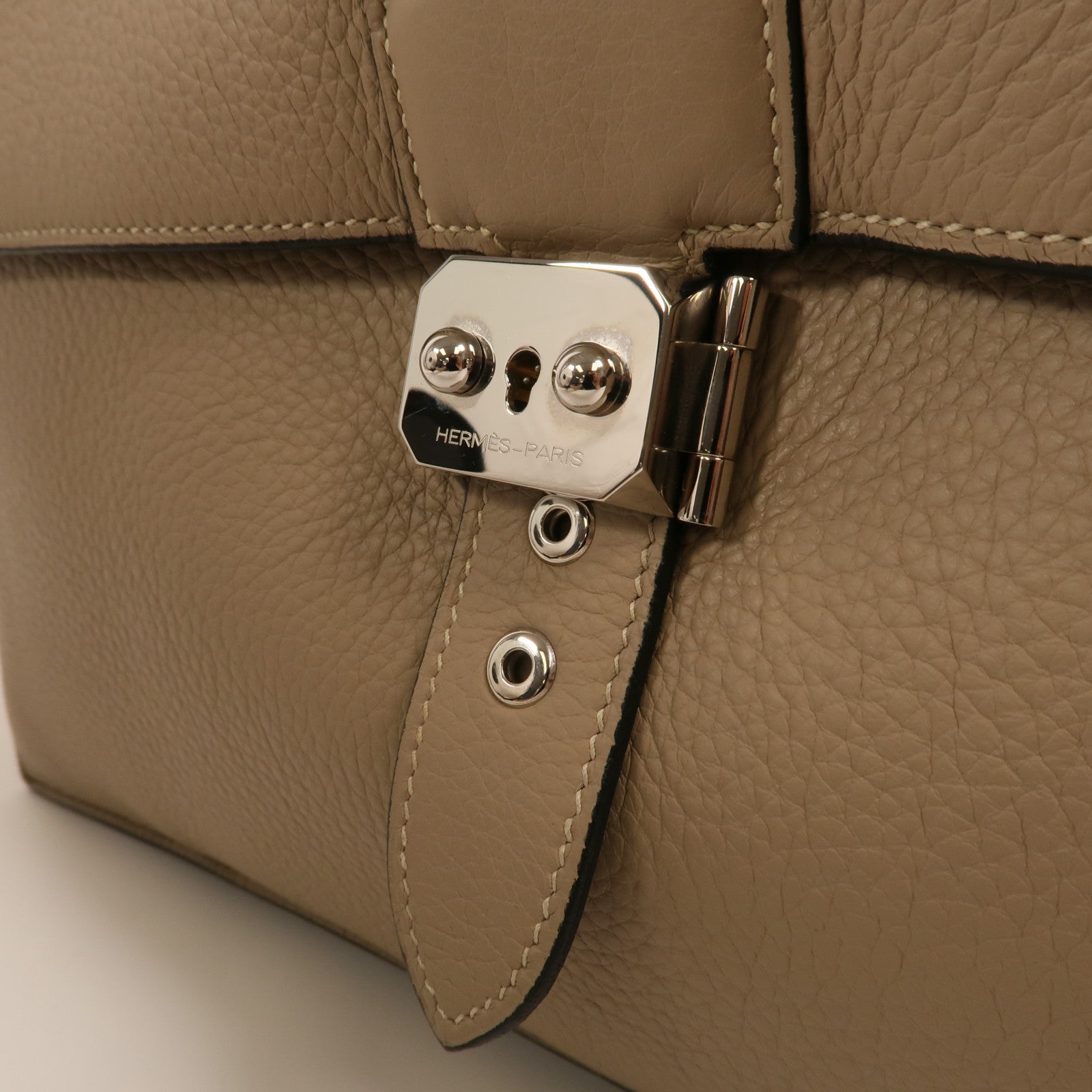 HERMES Togo皮革Sac a Depeches 銀扣手挽袋Gris Tourterelle