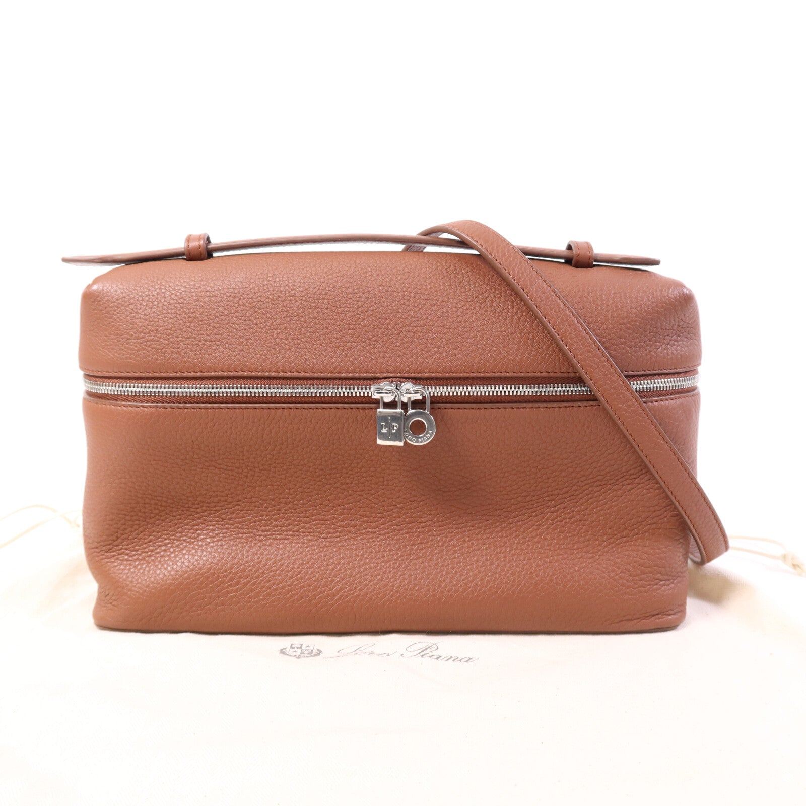 Loro Piana 牛皮皮革Extra Pocket L27銀扣手挽肩背兩用袋