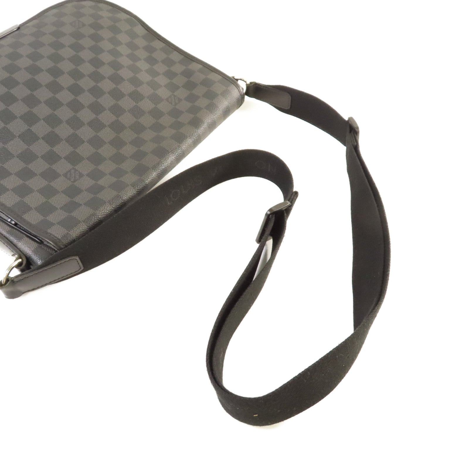 LOUIS VUITTON 【激減優惠】Damier Graphite Daniel GM Shoulder Bag肩背袋黑色/碳灰色
