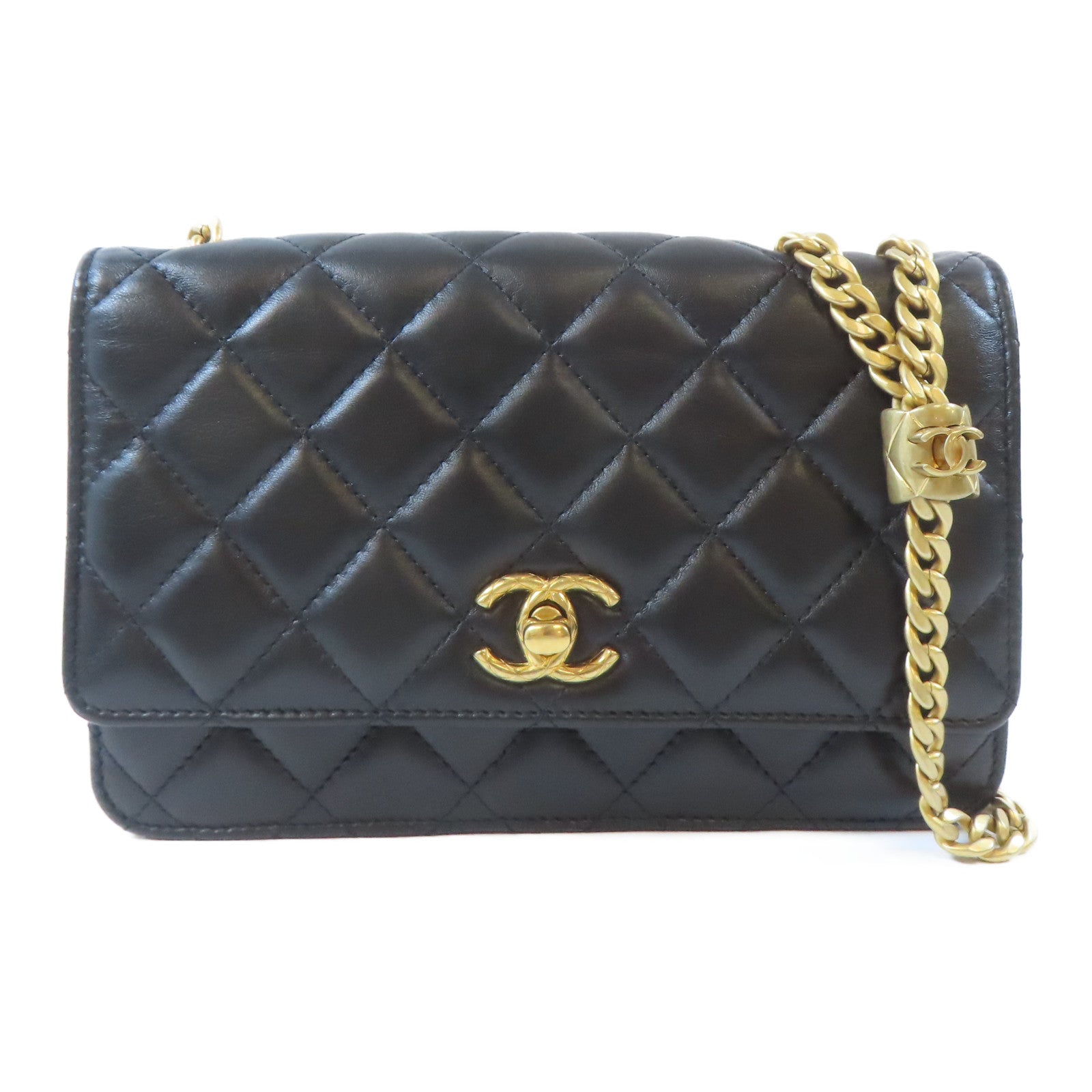 CHANEL 菱格羊皮皮革WOC Wallet On Chain金扣鏈帶肩背袋黑色