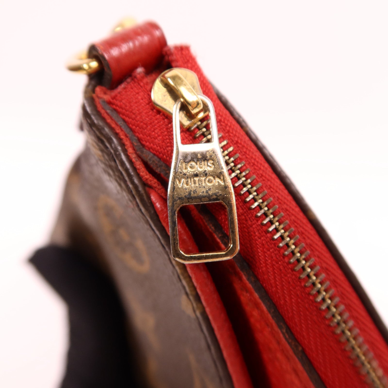 LOUIS VUITTON Monogram Pallas Clutch金扣鏈帶手挽肩背兩用袋