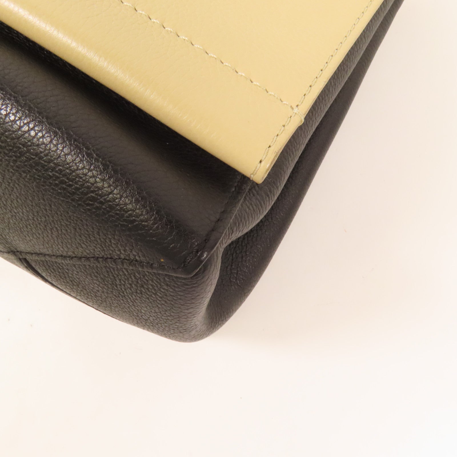 LOUIS VUITTON 牛皮皮革Lockme 2 Cartable銀扣手挽肩背兩用袋