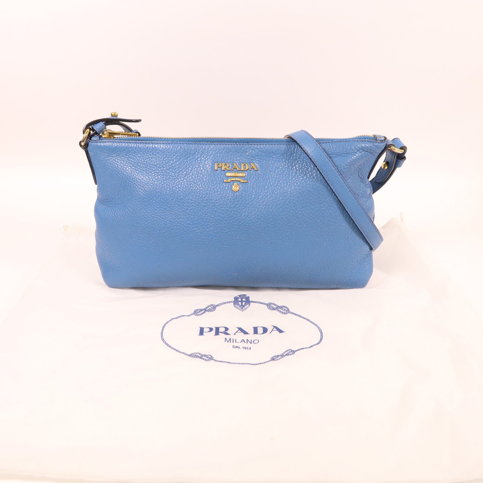 PRADA 牛皮皮革Shoulder Bag金扣肩背袋