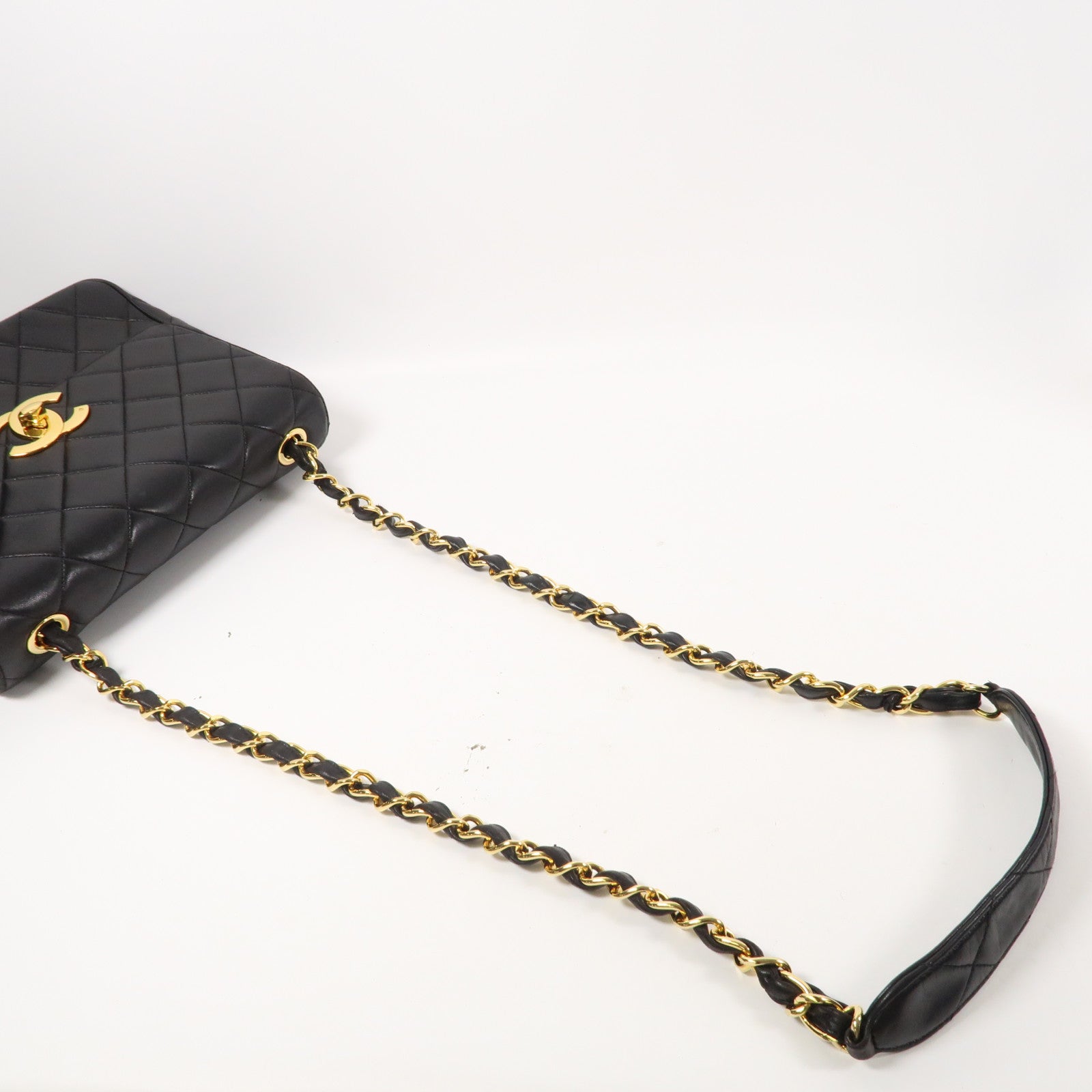 CHANEL 菱格牛皮皮革Vintage Chain Shoulder Bag金扣鏈帶肩背袋黑色