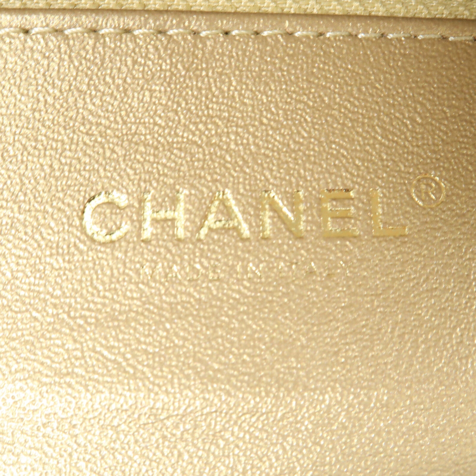 CHANEL 牛皮皮革Clutch金扣手拿包