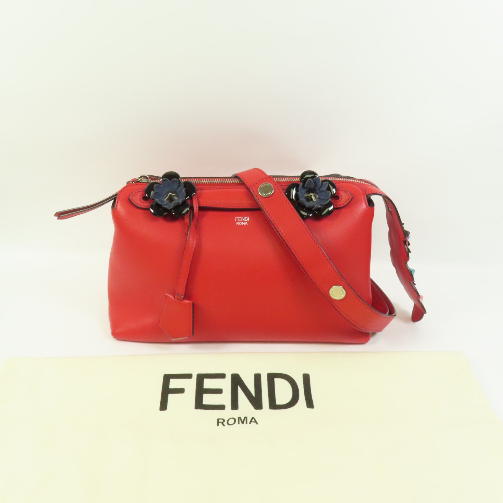 FENDI 牛皮皮革By The Way Medium銀扣手挽肩背兩用袋