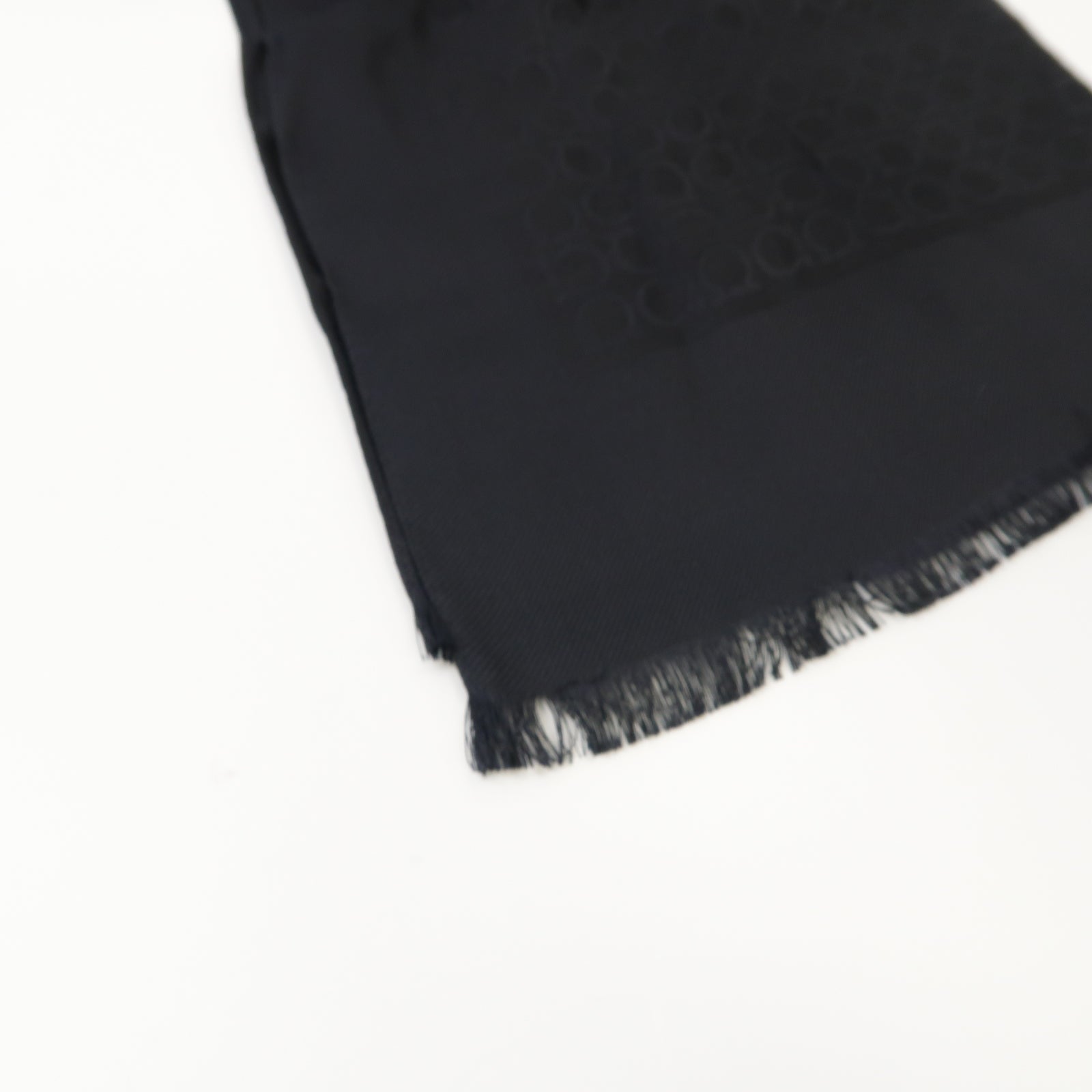 Salvatore Ferragamo 【激減優惠】羊絨/絲質Scarf圍巾黒色