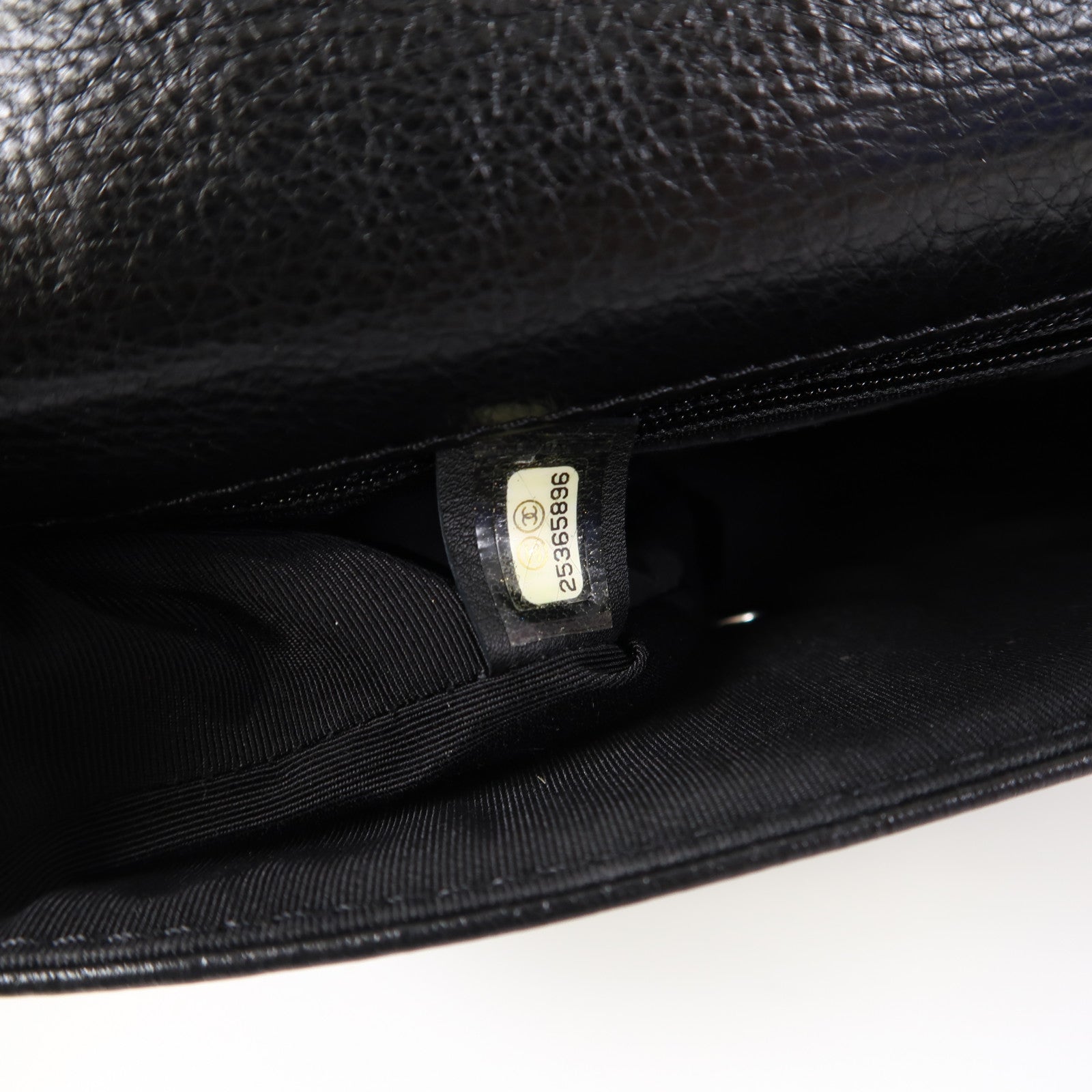 CHANEL 【激減優惠】菱格牛皮皮革Chain Shoulder銀扣鏈帶肩背袋黑色
