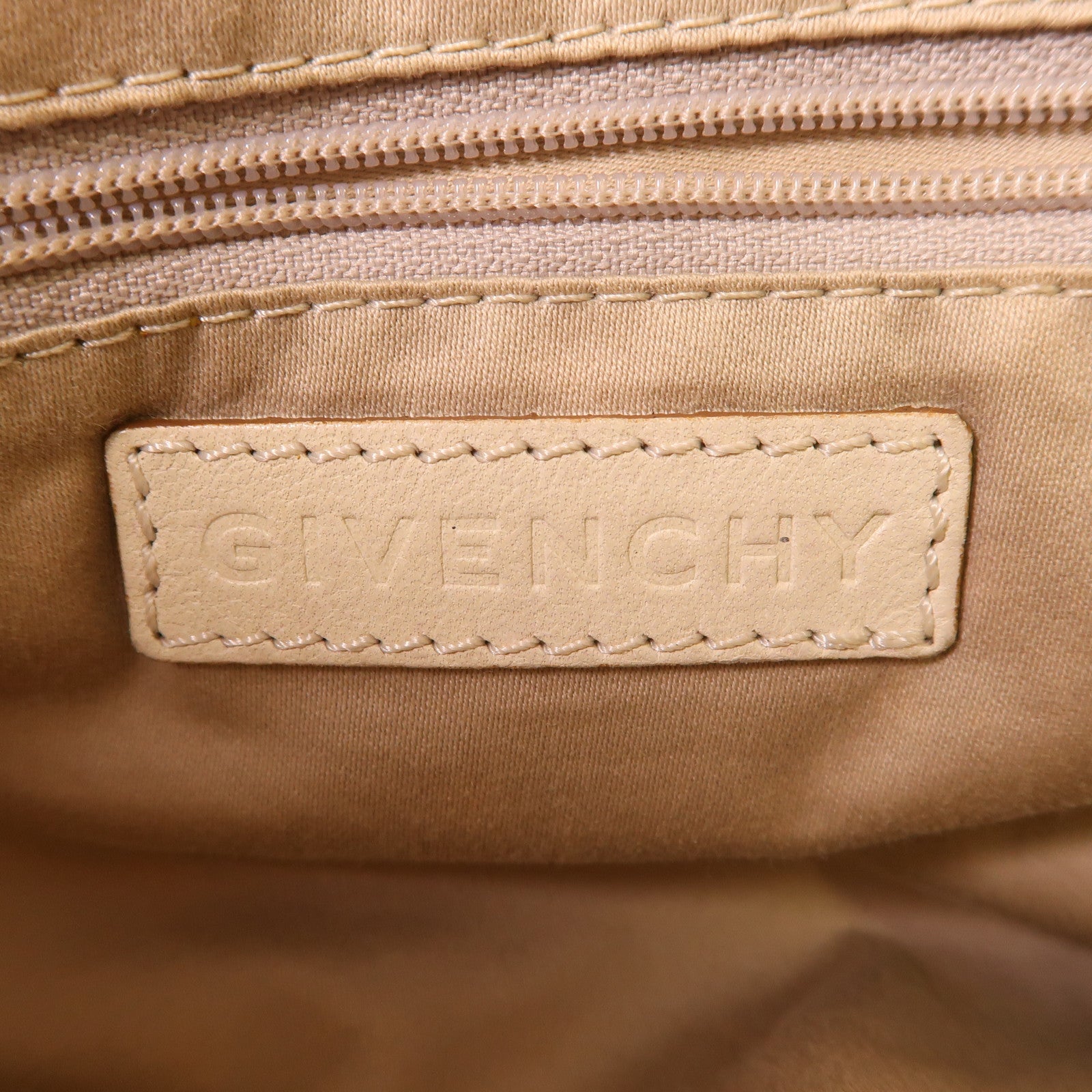 GIVENCHY 牛皮皮革2 Way Shoulder金扣手挽肩背兩用袋