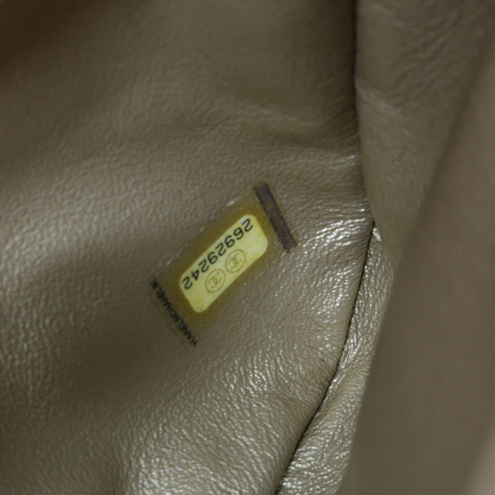 CHANEL 牛皮皮革Clutch金扣手拿包