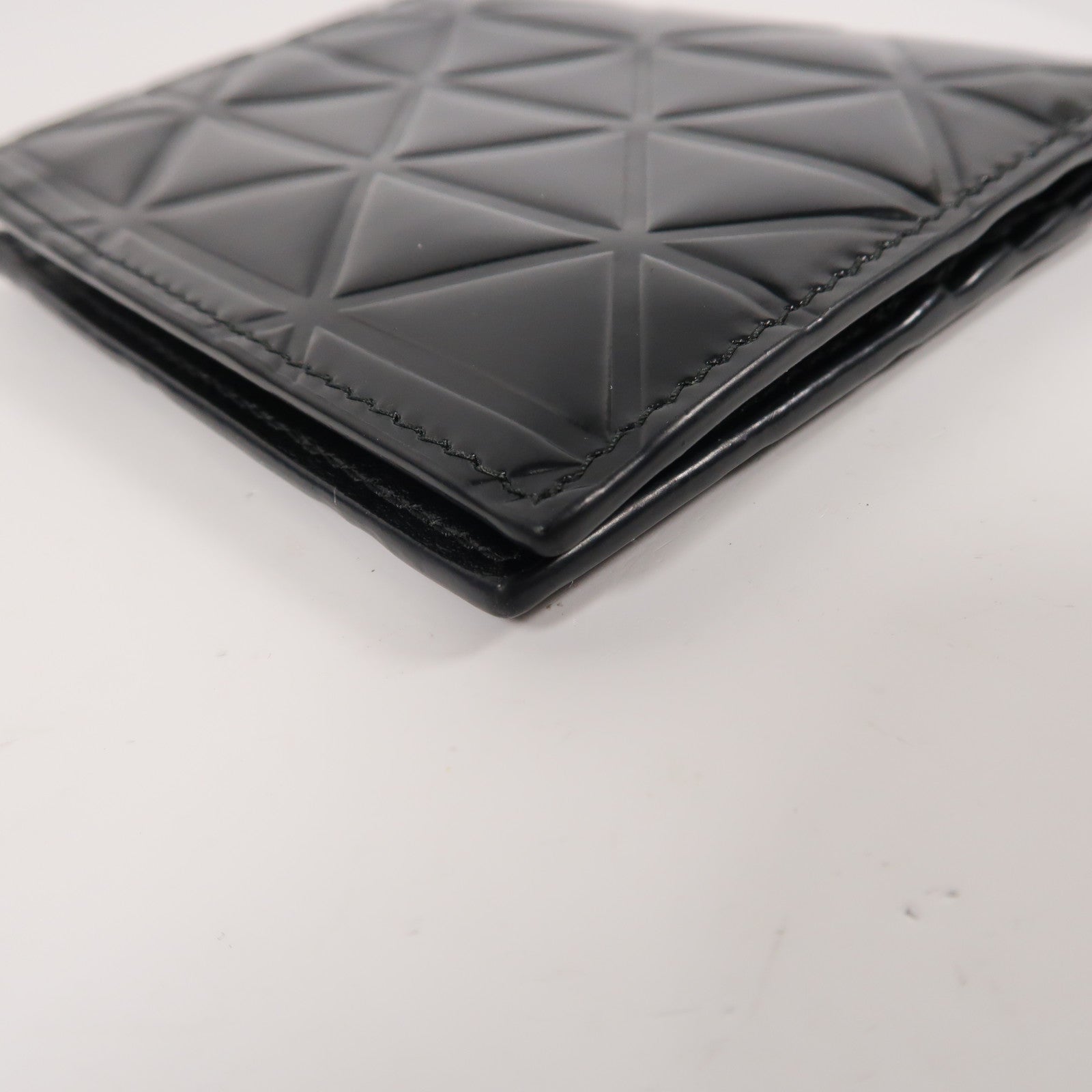 PRADA 【激減優惠】皮革Brushed Wallet折疊錢包黑色