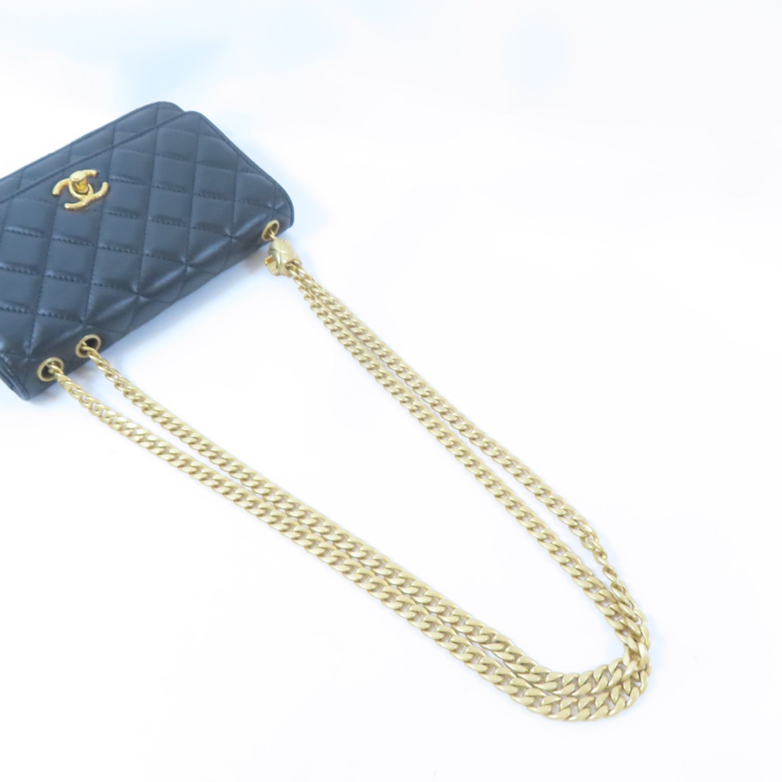 CHANEL 菱格羊皮皮革WOC Wallet On Chain金扣鏈帶肩背袋黑色