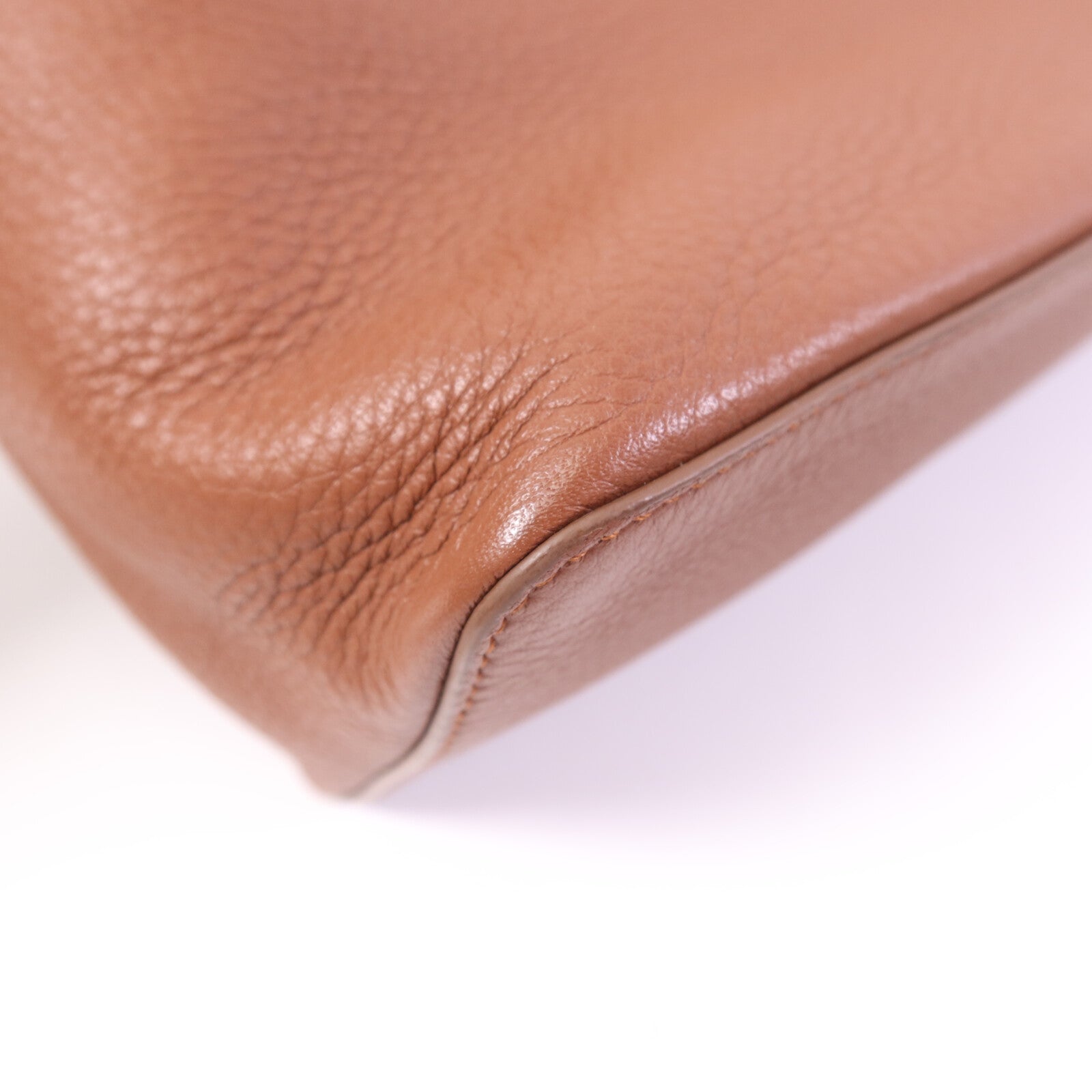 Loro Piana 牛皮皮革Extra Pocket L27銀扣手挽肩背兩用袋