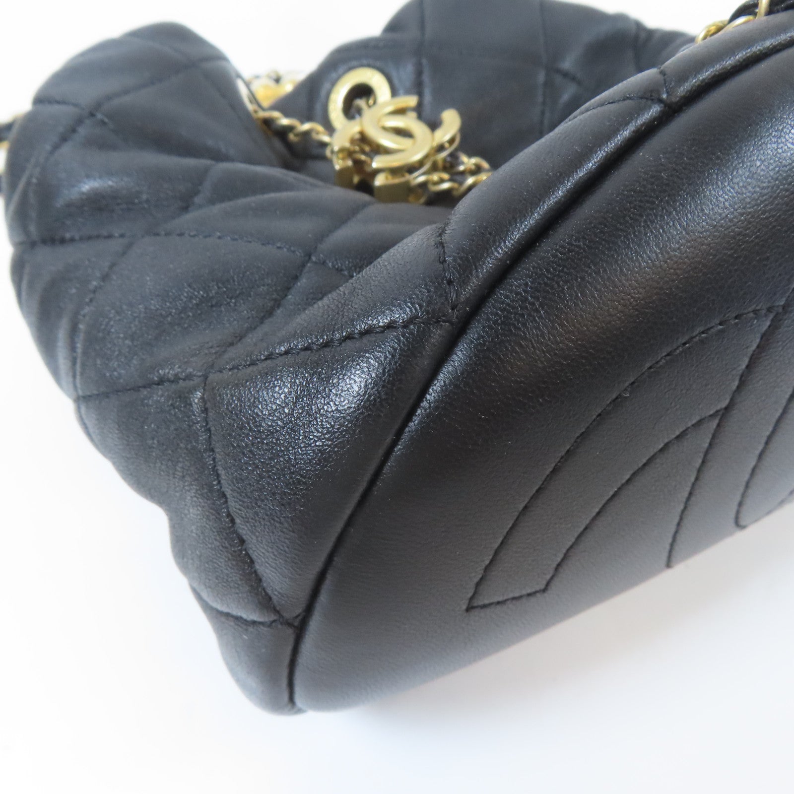 CHANEL 菱格羊皮皮革Pearl Crown Drawstring Bag金扣手挽肩背兩用袋黑色