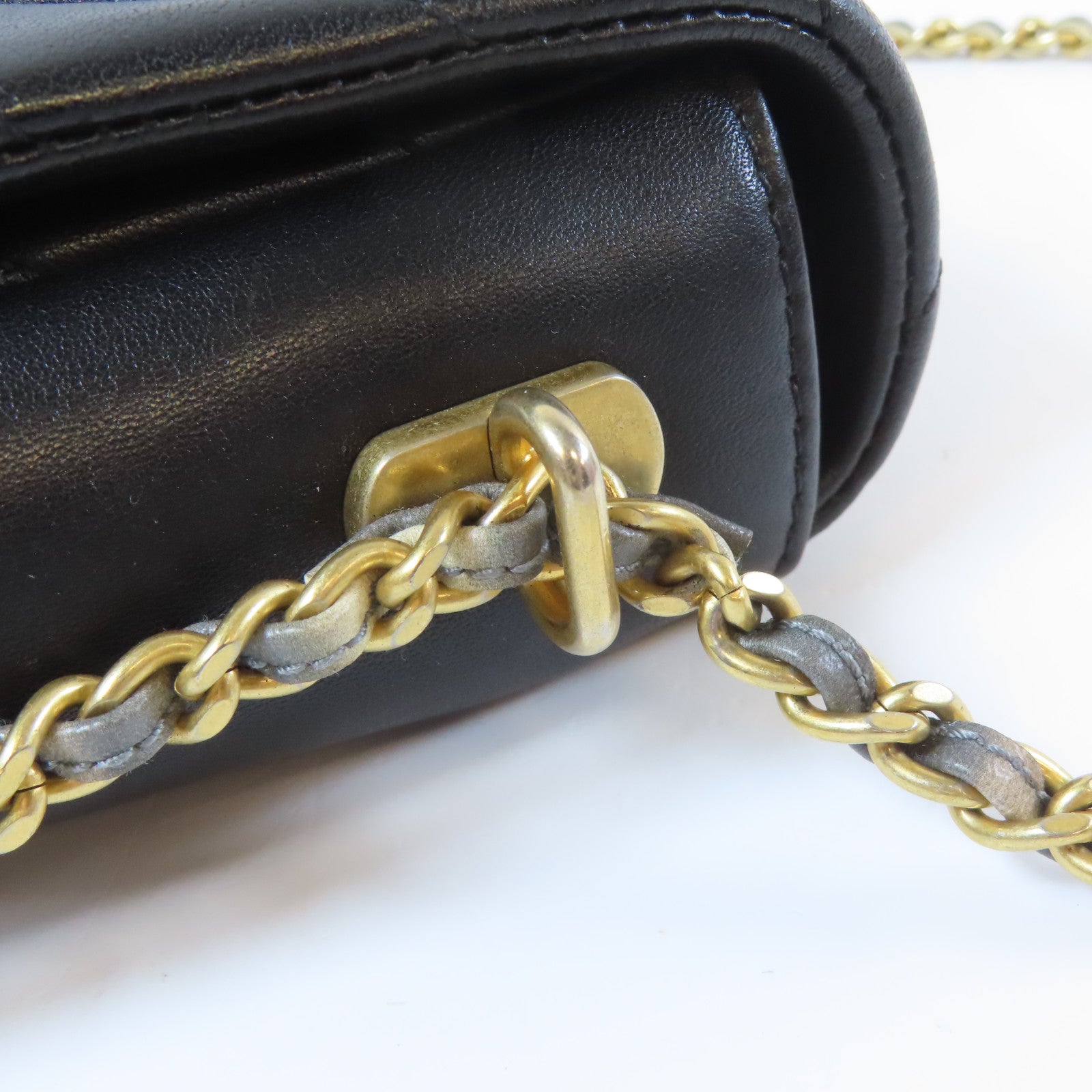 CHANEL 【激減優惠】斜紋牛皮皮革Chain Shoulder Bag金扣鏈帶肩背袋黑色