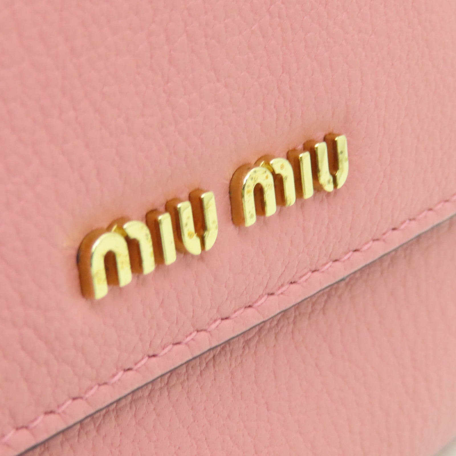 Miu Miu 牛皮皮革Wallet金扣錢包粉紅色