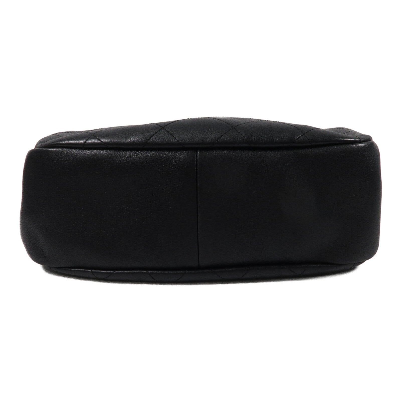CHANEL 牛皮皮革Bucket Bag鏈帶肩背袋