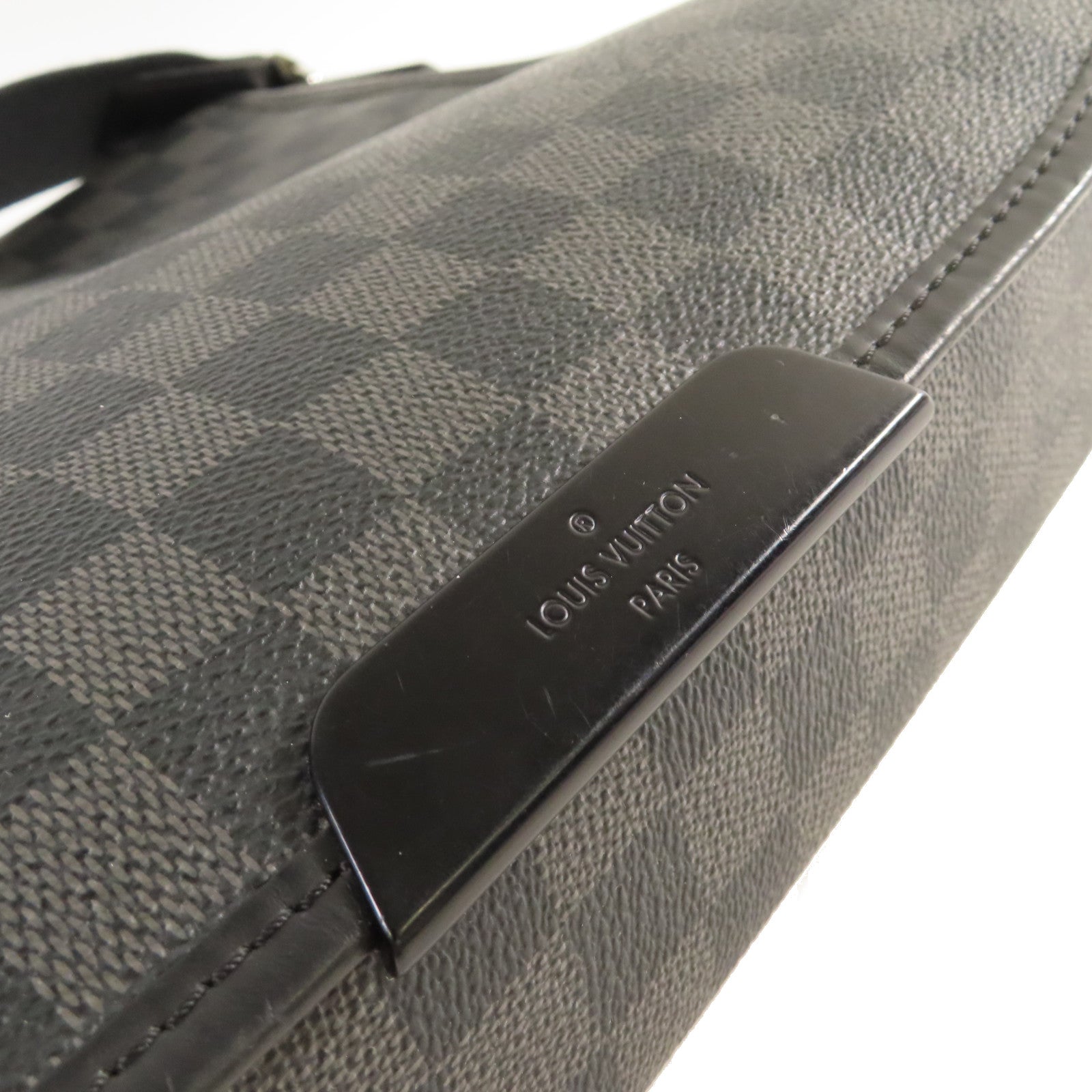 LOUIS VUITTON 【激減優惠】Damier Graphite Daniel GM Shoulder Bag肩背袋黑色/碳灰色