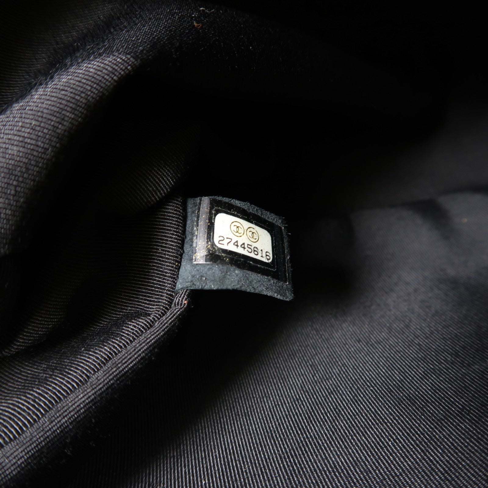 CHANEL 菱格牛皮皮革Chain Shoulder金扣鏈帶肩背袋黑色