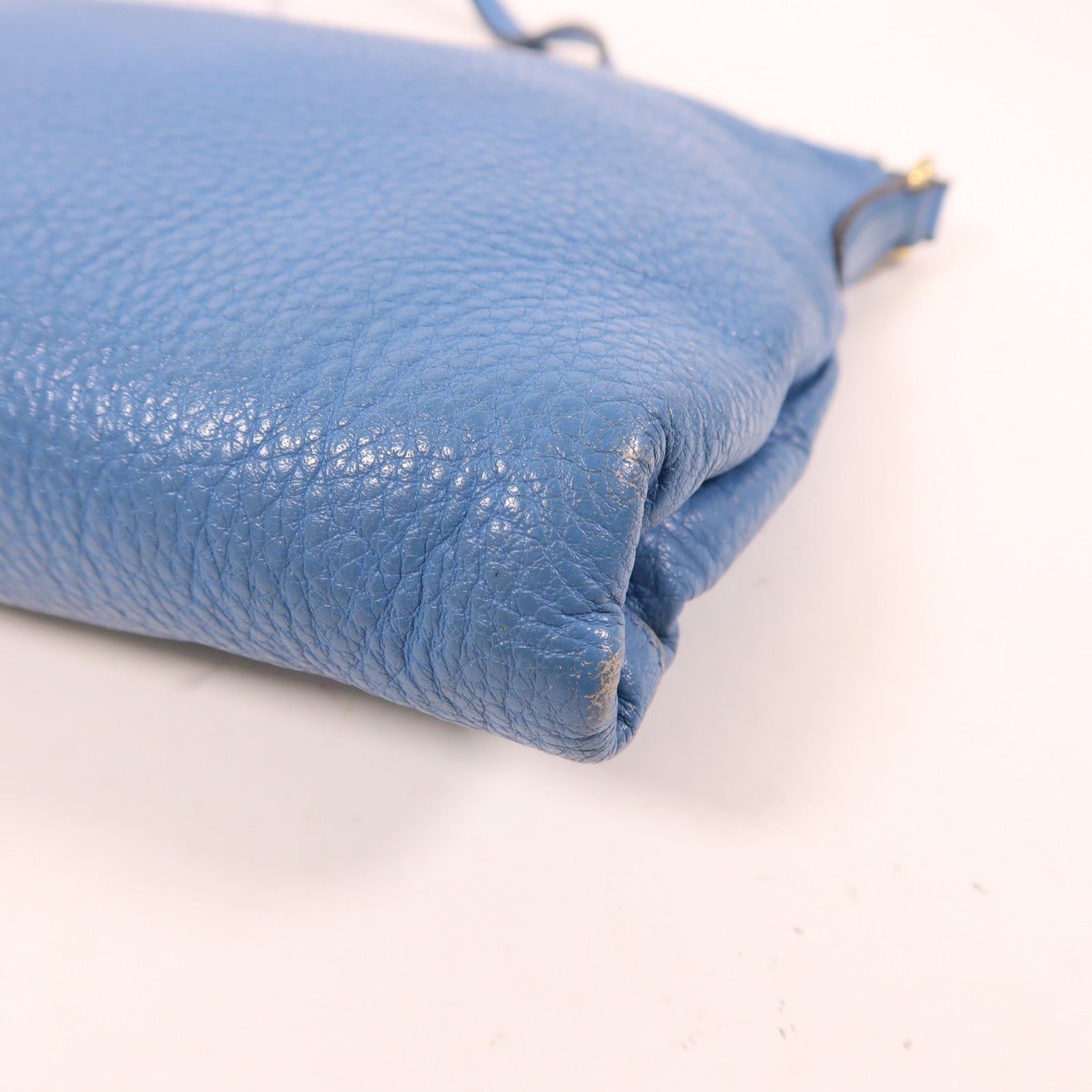 PRADA 牛皮皮革Shoulder Bag金扣肩背袋