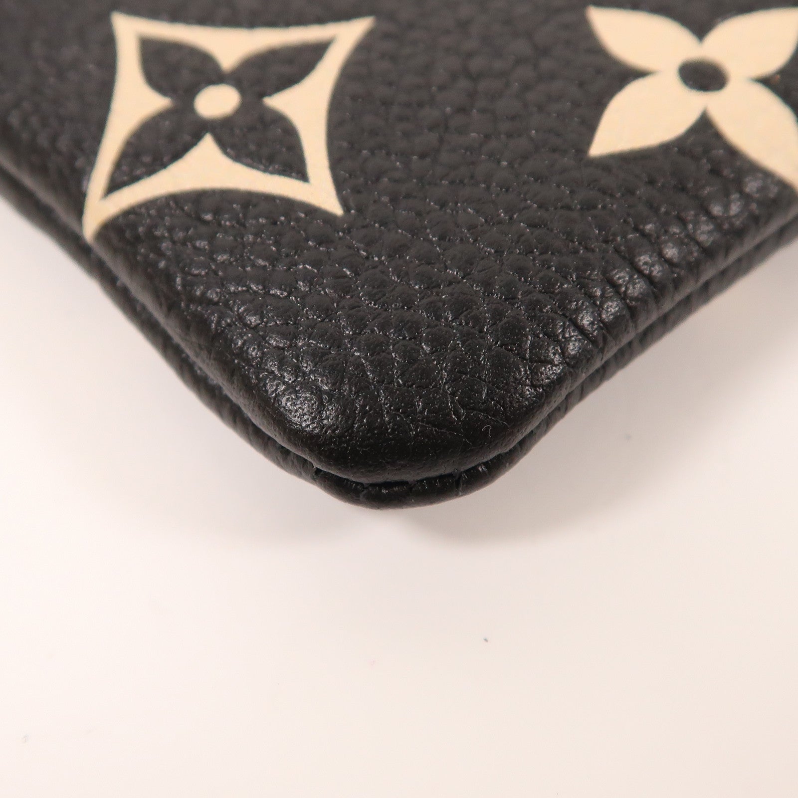 LOUIS VUITTON Monogram Empreinte Key Pouch金扣鎖匙包
