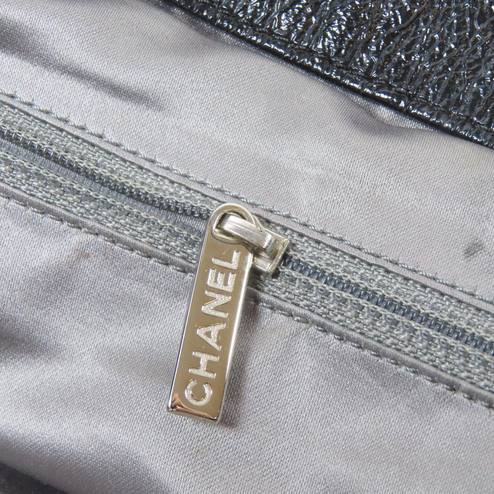CHANEL 【激減優惠】塗層帆布Chain Shoulder Bag銀扣鏈帶肩背袋黑色
