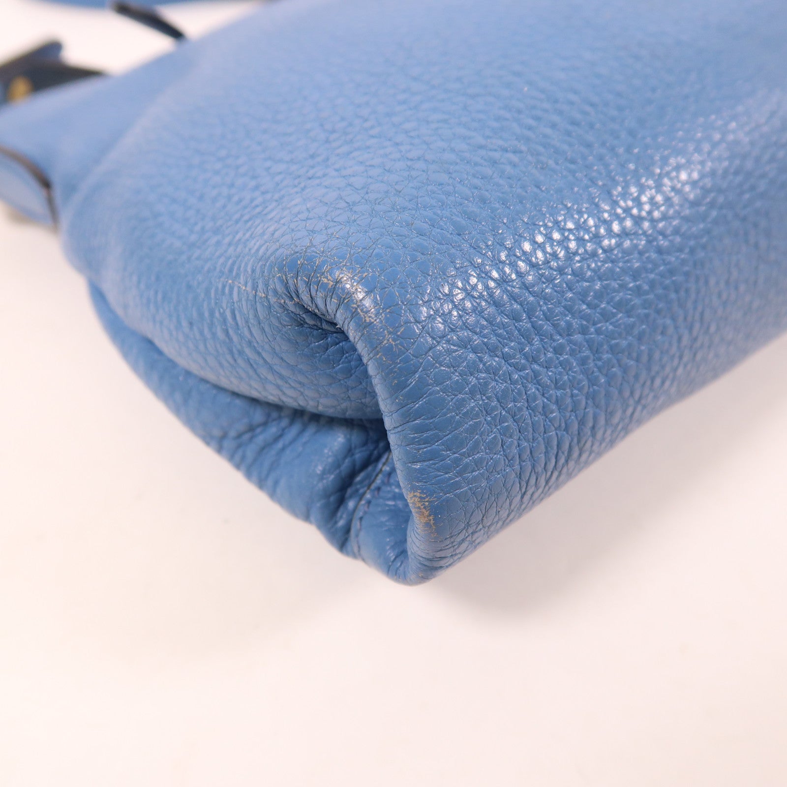 PRADA 牛皮皮革Shoulder Bag金扣肩背袋