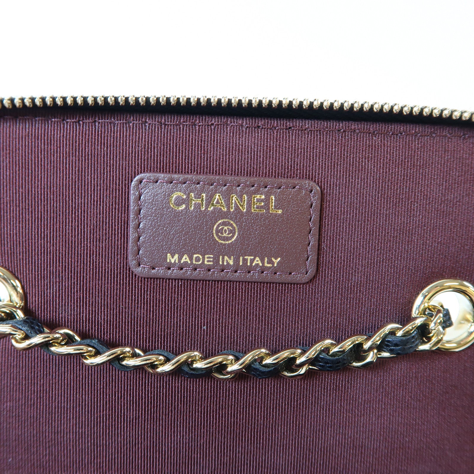 CHANEL 菱格Caviar皮革Vanity Case金扣鏈帶肩背袋黑色