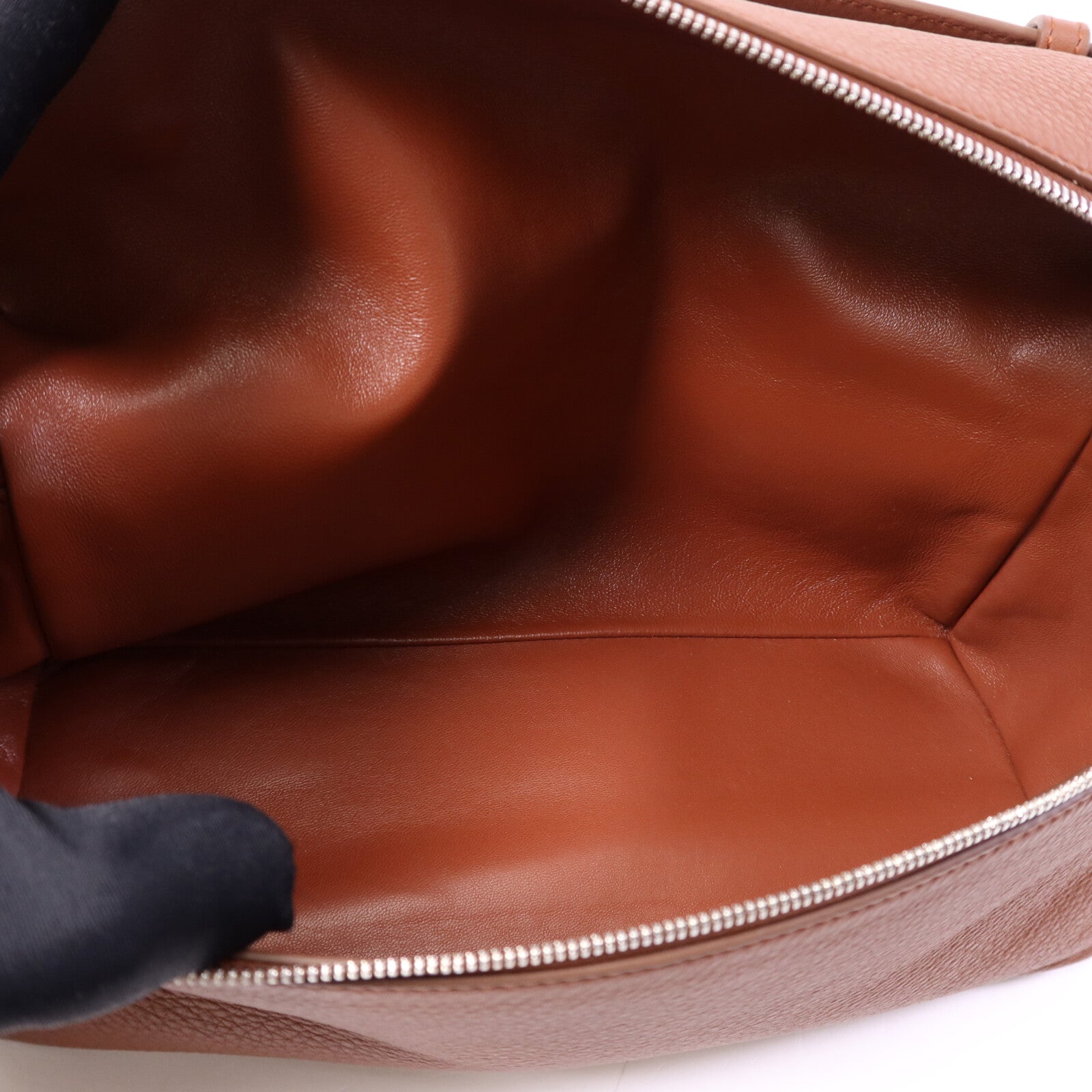 Loro Piana 牛皮皮革Extra Pocket L27銀扣手挽肩背兩用袋