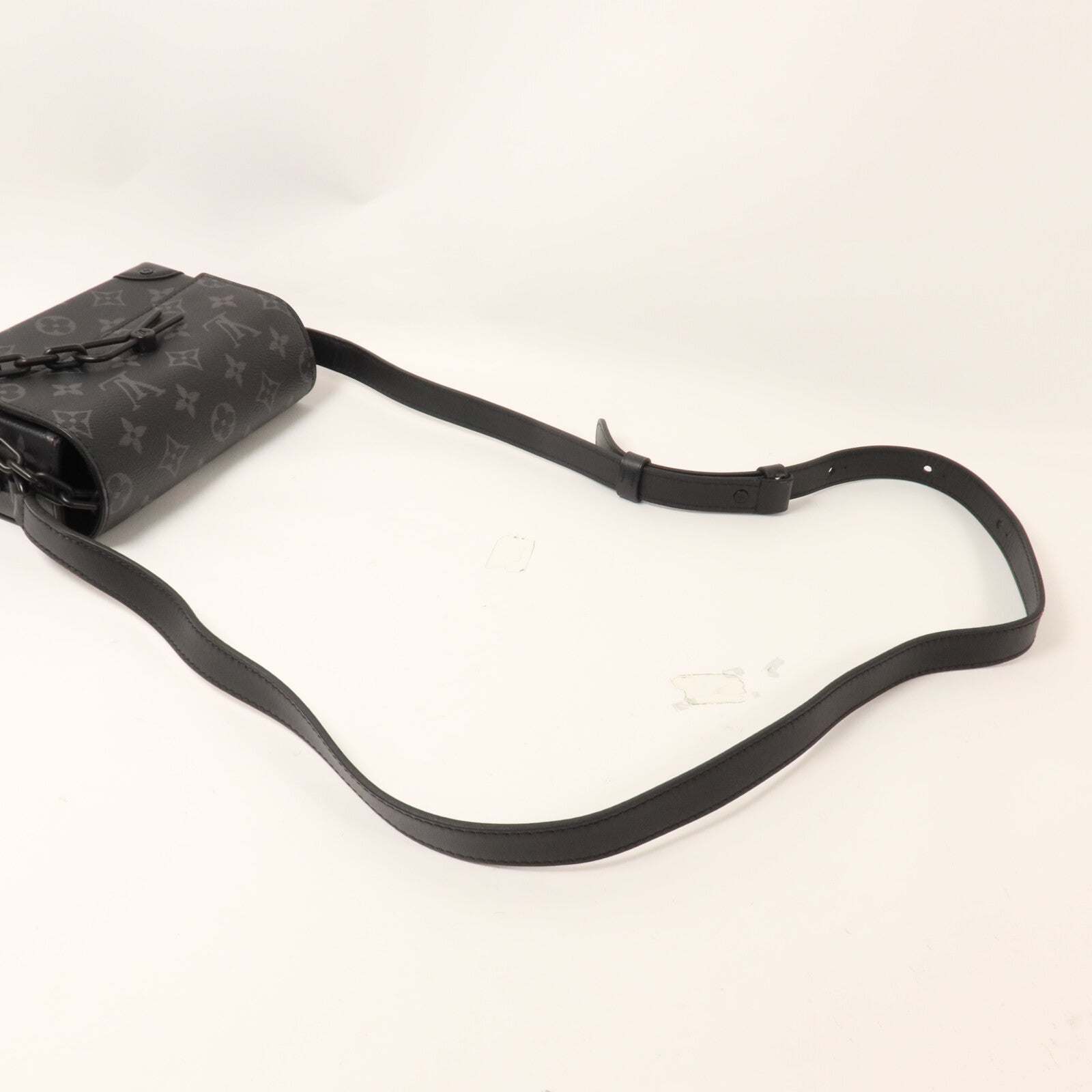 LOUIS VUITTON Monogram Eclipse Steamer Wearable Wallet肩背袋