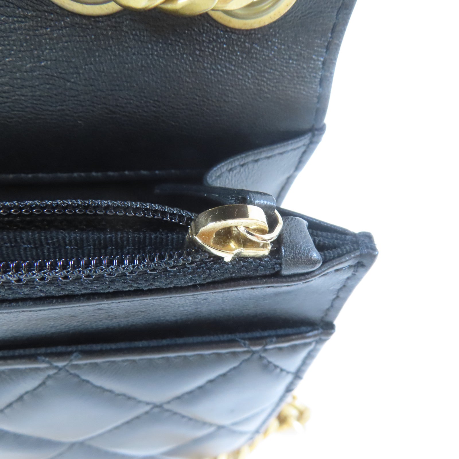 CHANEL 菱格羊皮皮革WOC Wallet On Chain金扣鏈帶肩背袋黑色