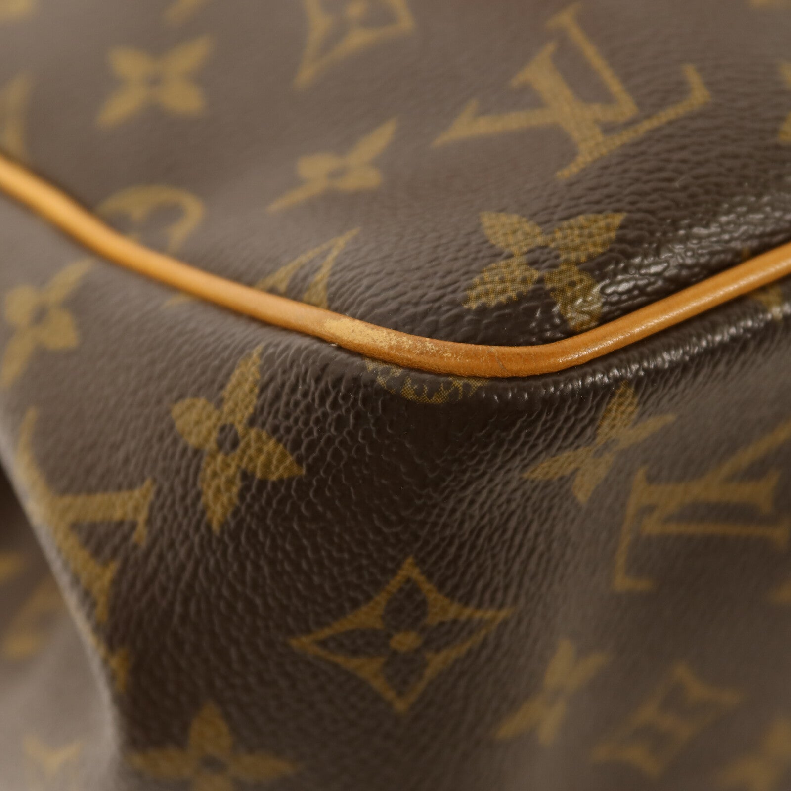 LOUIS VUITTON Monogram Batignolles Vertical金扣手挽袋