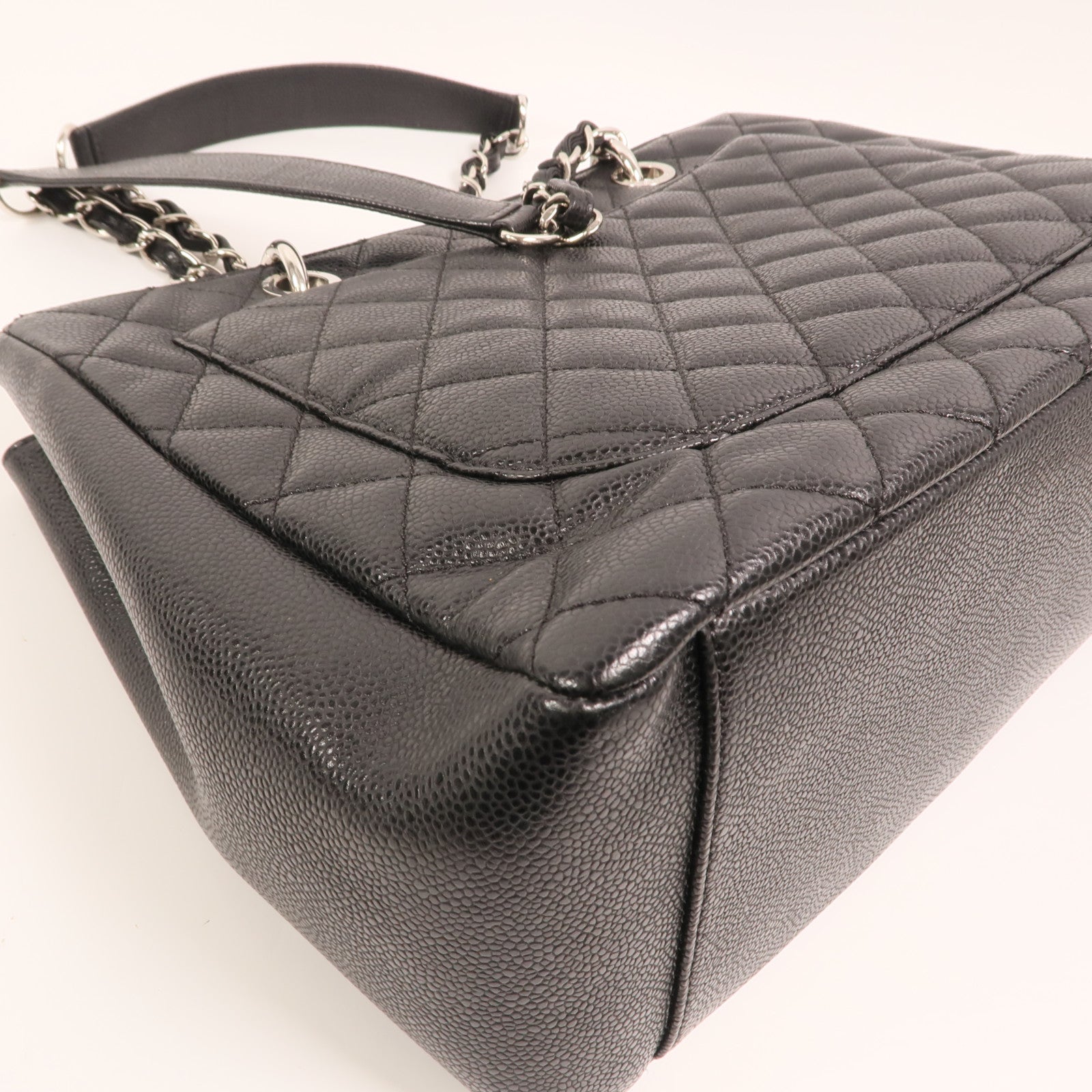 CHANEL 牛皮皮革GST Grand Shopping Tote Bag金扣鏈帶肩背袋