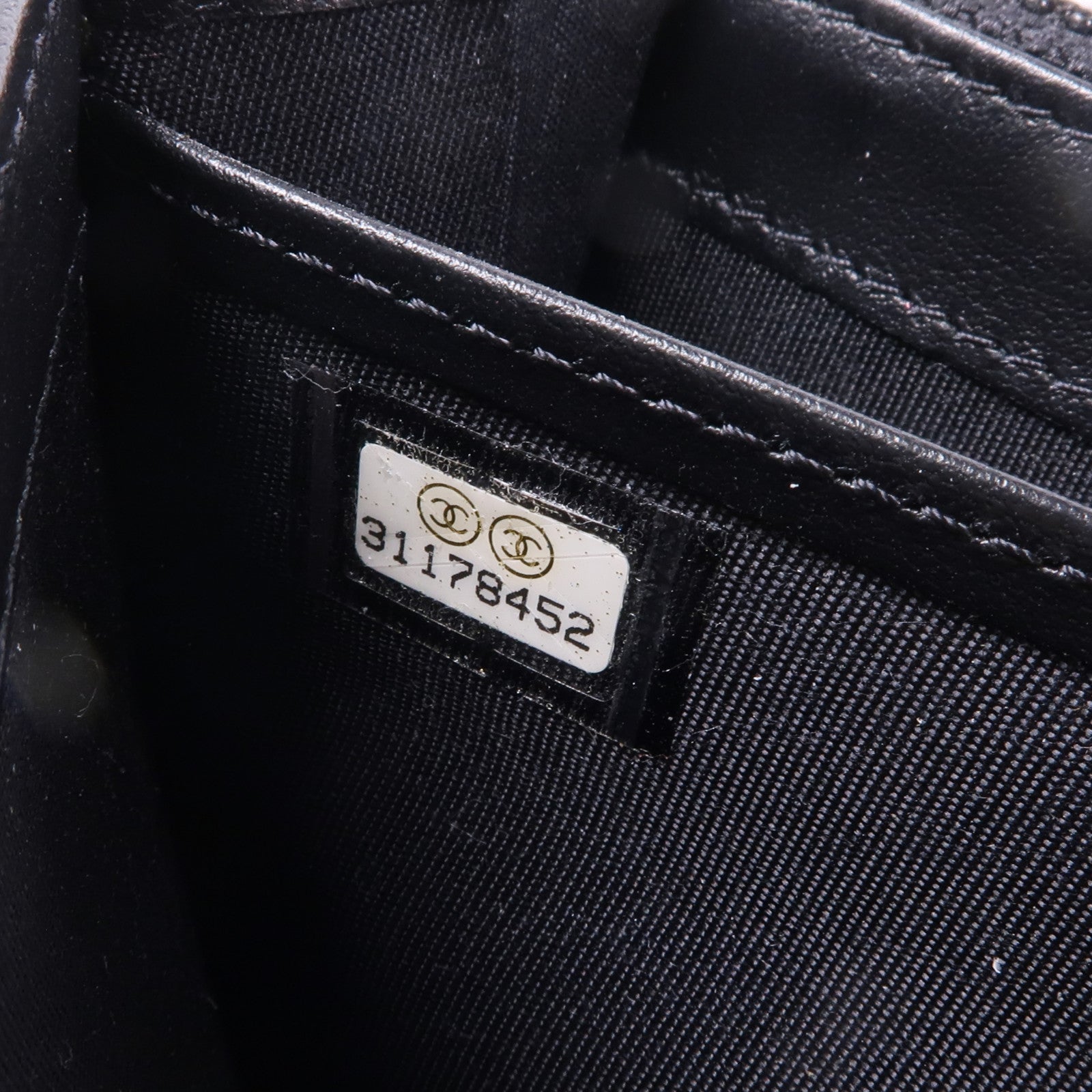 CHANEL 牛皮皮革Long Wallet金扣長錢包