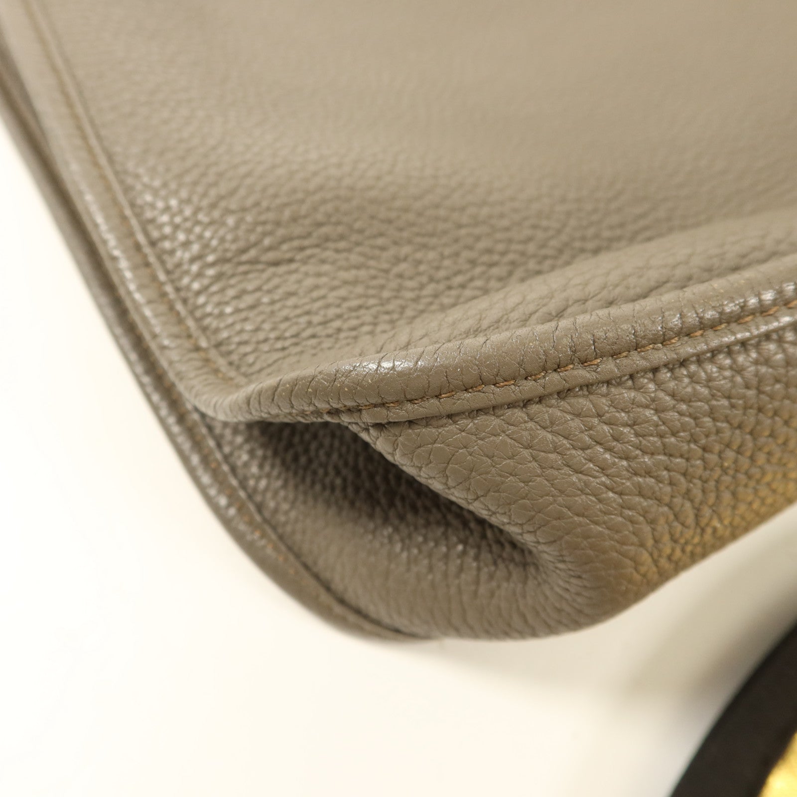 HERMES Clemence皮革Evelyne GM銀扣肩背袋Etoupe