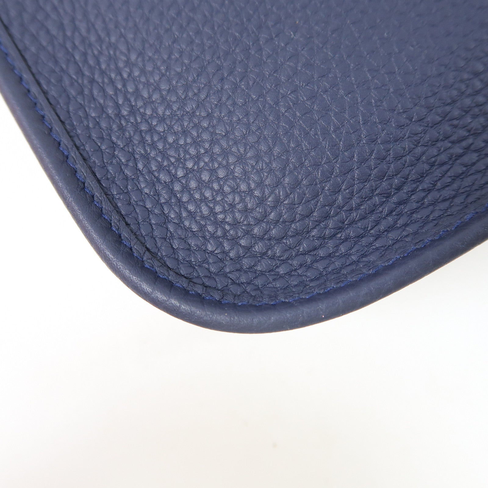 HERMES Clemence皮革Evelyne TPM金扣肩背袋Bleu Indigo深藍色