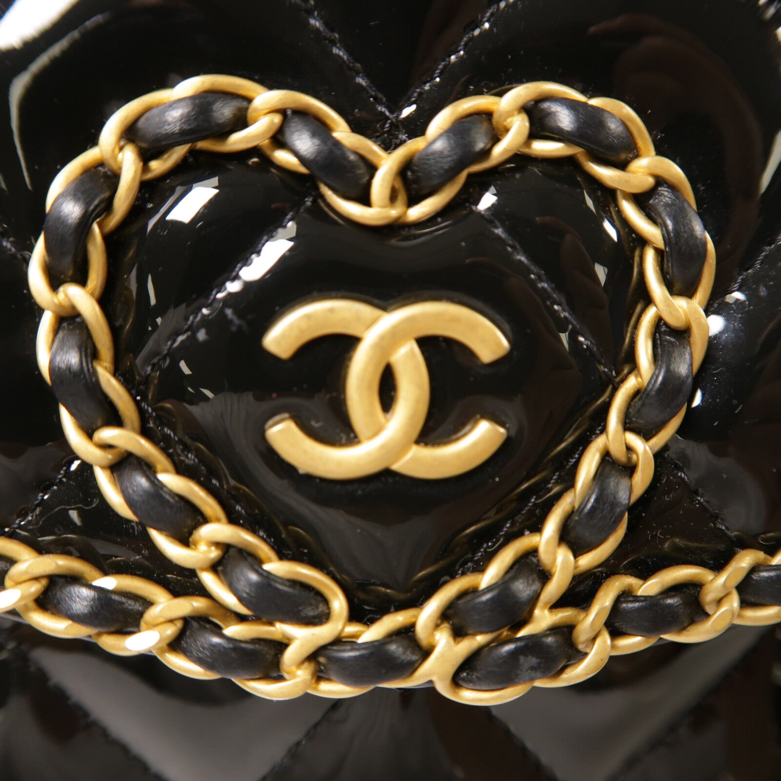 CHANEL 漆皮皮革Chain Shoulder鏈帶肩背袋
